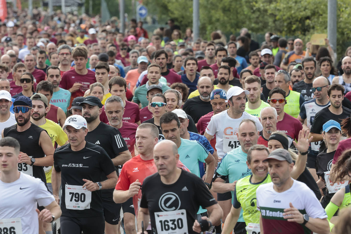 ¿Participaste en la Media Maratón de Gijón? ¡Búscate en las fotos! (1)