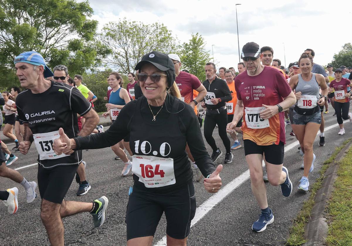 ¿Participaste en la Media Maratón de Gijón? ¡Búscate en las fotos! (1)