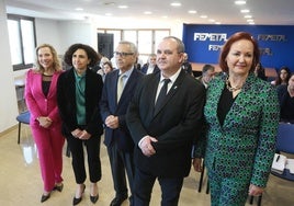 La directora general de Energía y Minería, Belarmina Díaz; la CEO de Llana Consultores, Pilar Martínez; el presidente de Femetal, Antonio Fernández-Escandón; el viceconsejero de Industria y Transición Justa, Isaac Pola, y la secretaria general de Femetal, María Pérez.