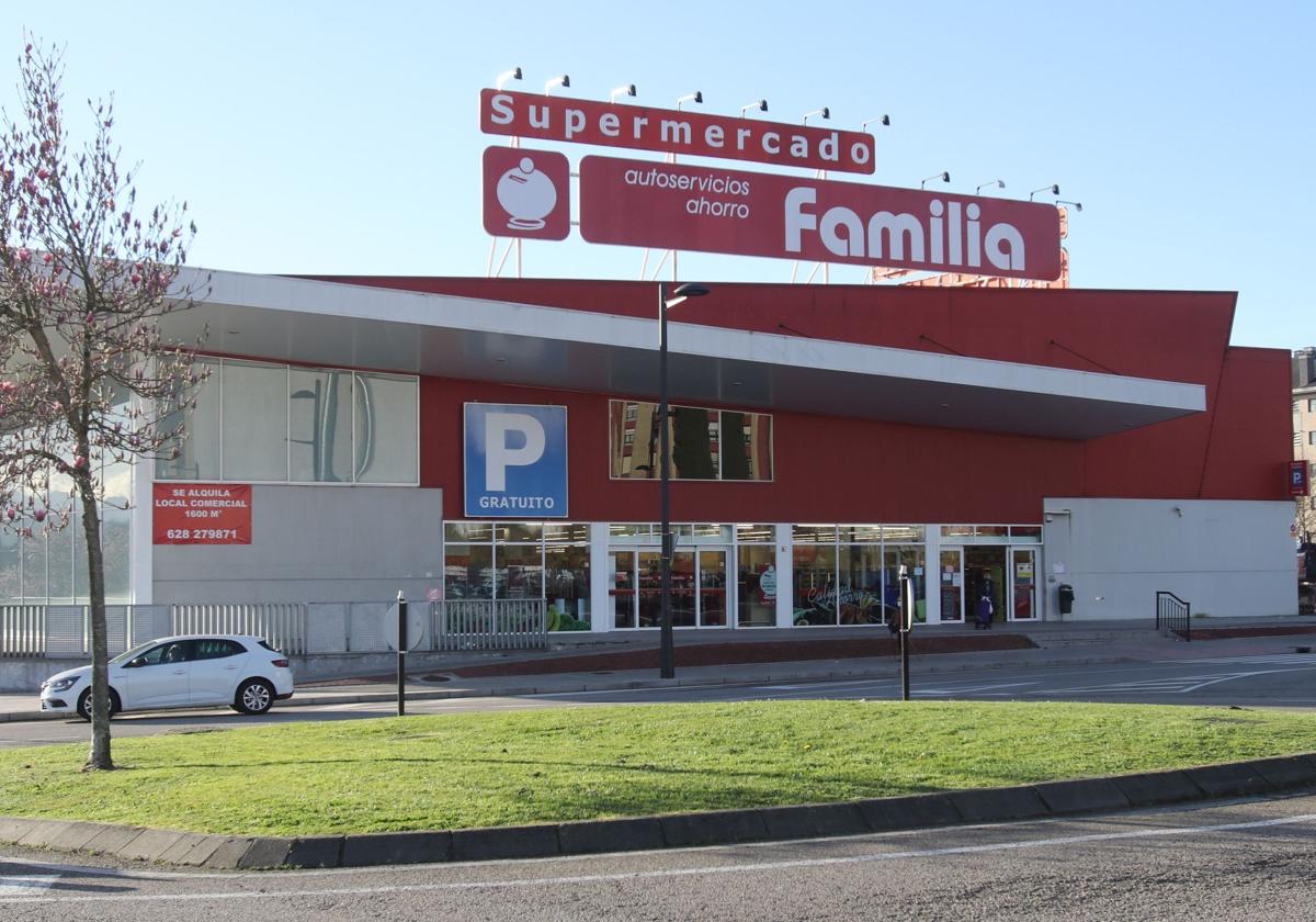 Supermercado familia en Oviedo.