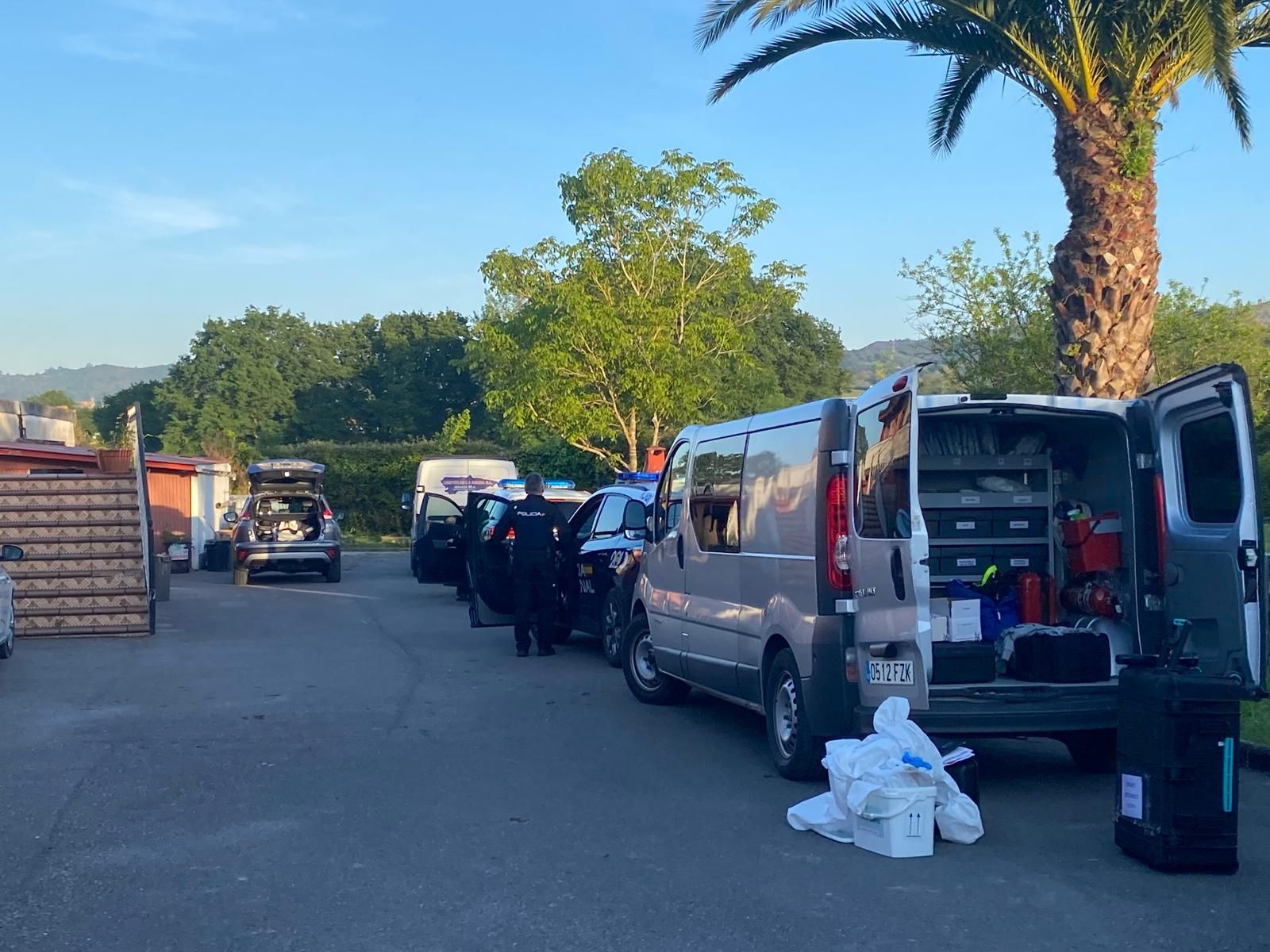 Crimen en Siero: investigan la muerte de un colombiano al que enterraron en el jardín