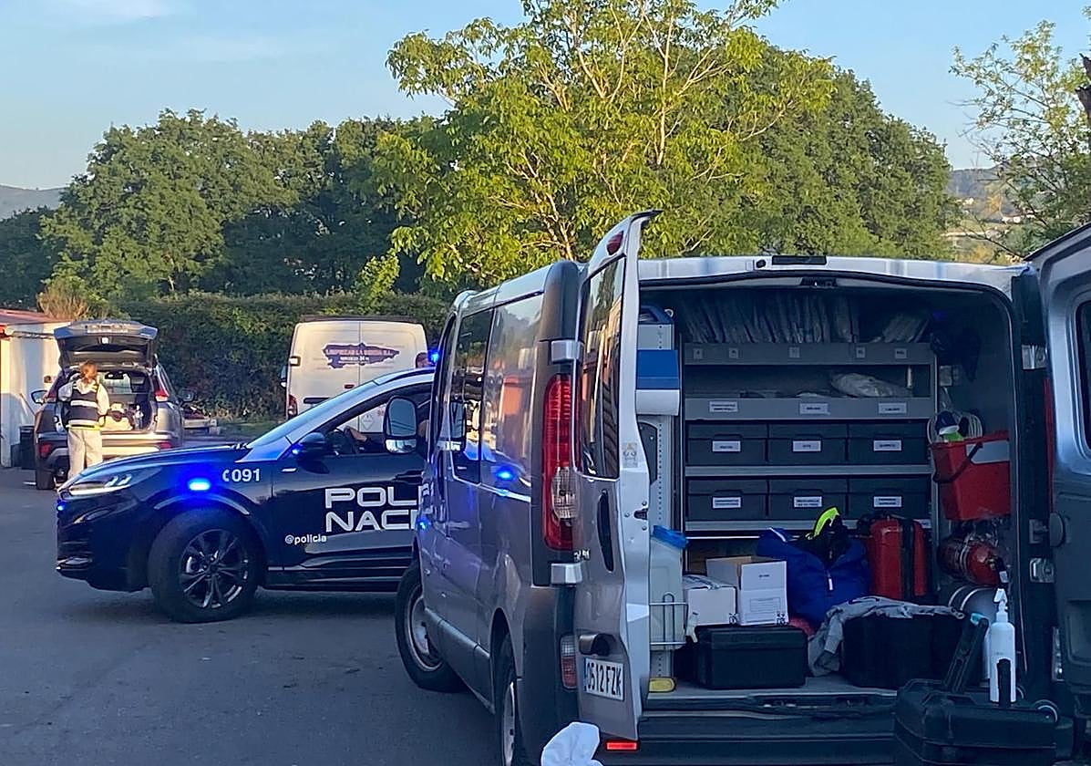 Crimen en Siero: investigan la muerte de un colombiano al que enterraron en el jardín