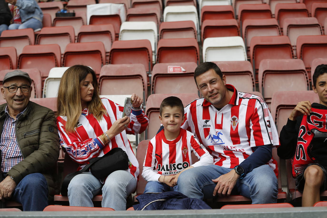 ¿Estuviste en el Sporting - Andorra? ¡Búscate!