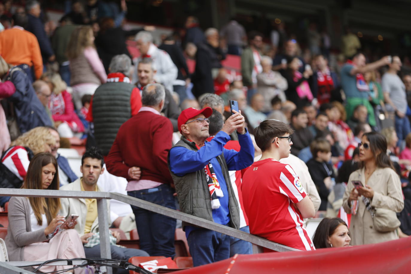 ¿Estuviste en el Sporting - Andorra? ¡Búscate!