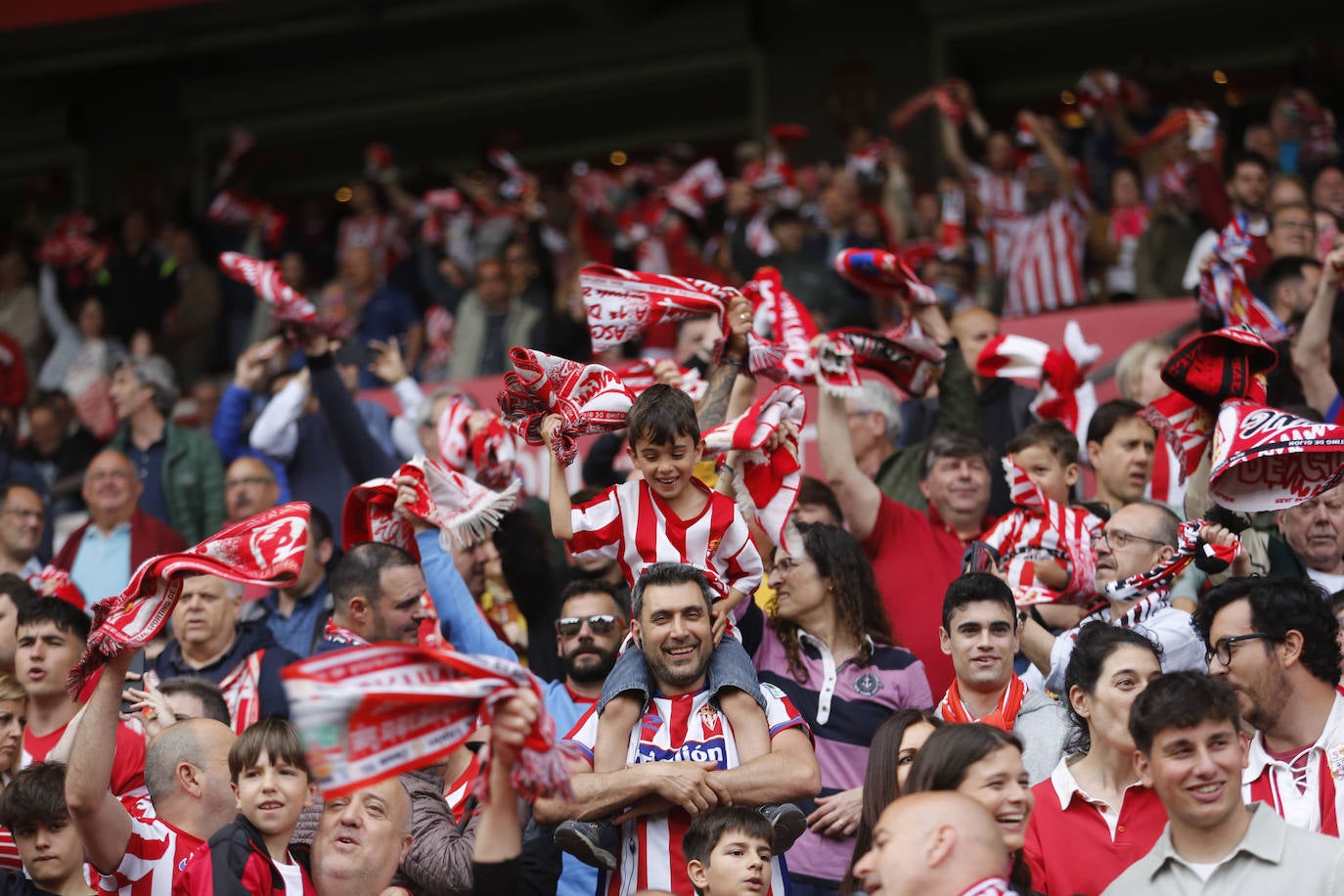 ¿Estuviste en el Sporting - Andorra? ¡Búscate!