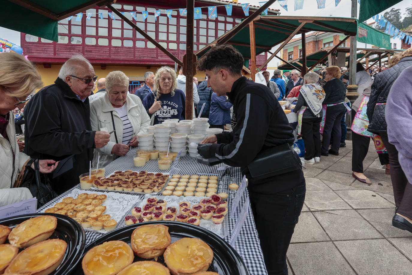 Cabranes celebra su gran fiesta del arroz con leche