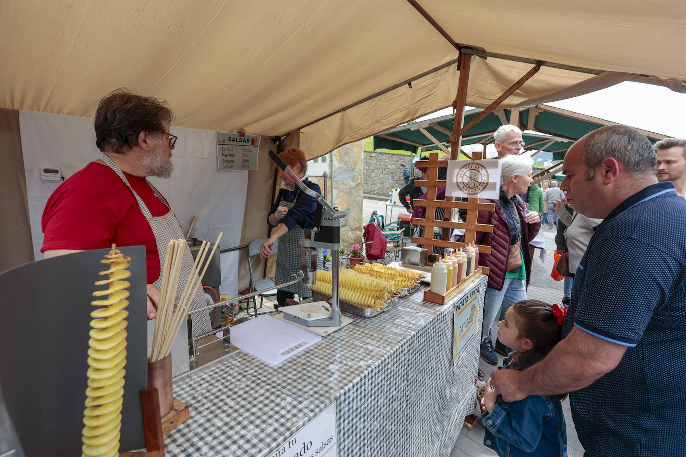 Cabranes celebra su gran fiesta del arroz con leche