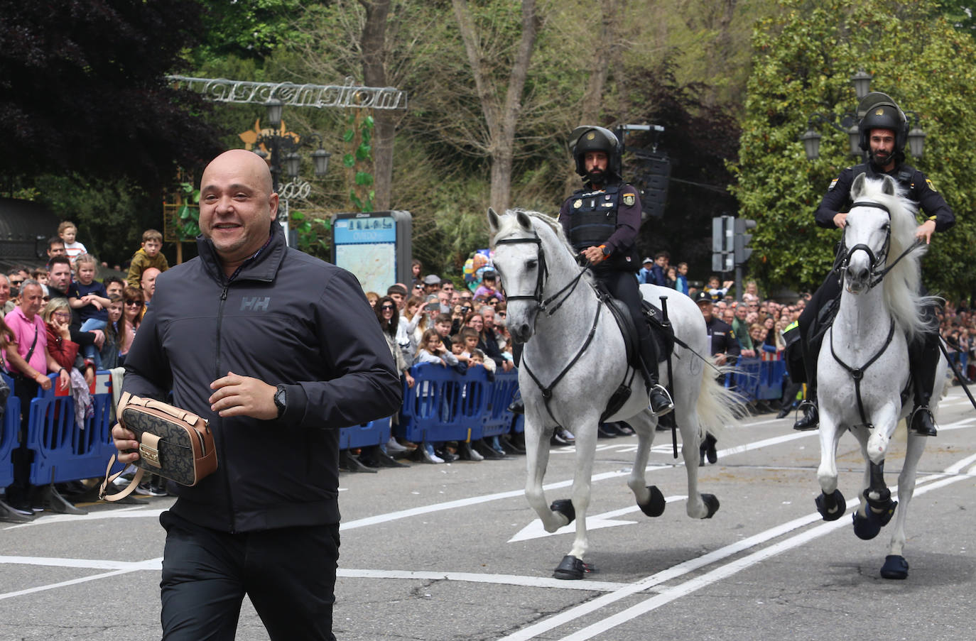 Las lecciones de la Policía Nacional en Oviedo