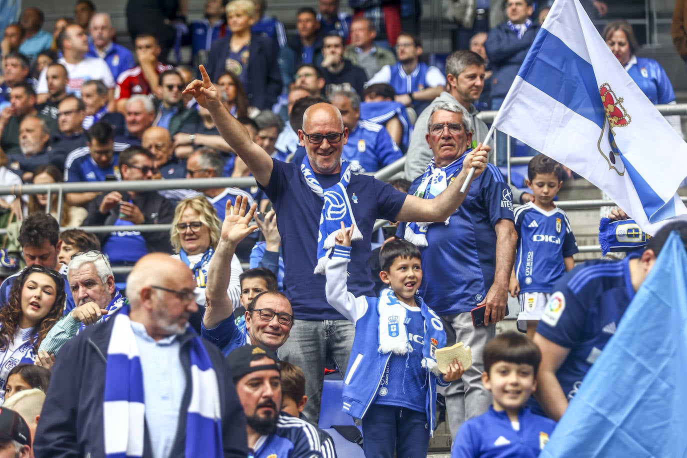 ¿Estuviste en el Real Oviedo - Zaragoza? ¡Búscate!