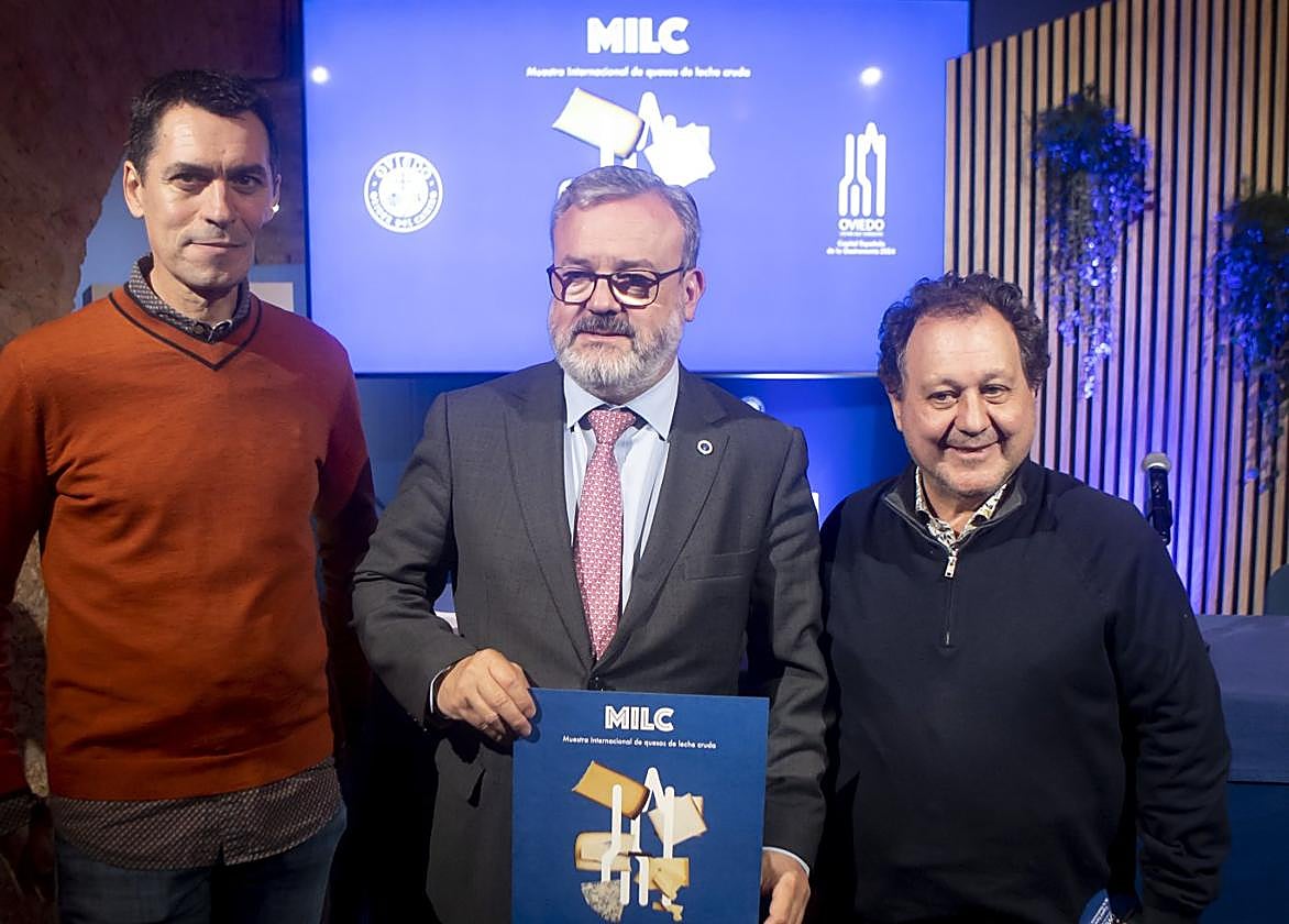 David Fernández-Prada, Alfredo García Quintana y Pascual Cabaño durante la presentación en el Auditorio.