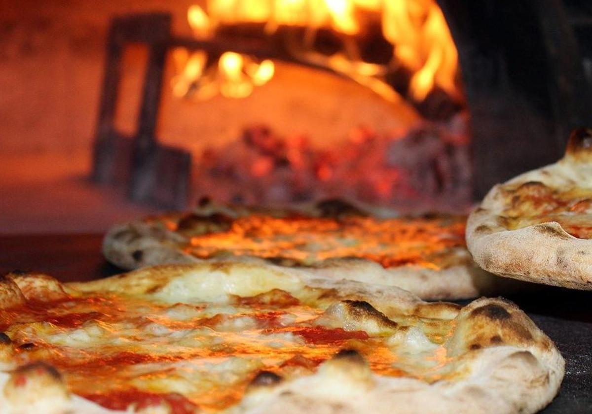 Imagen de archivo de una pizza.