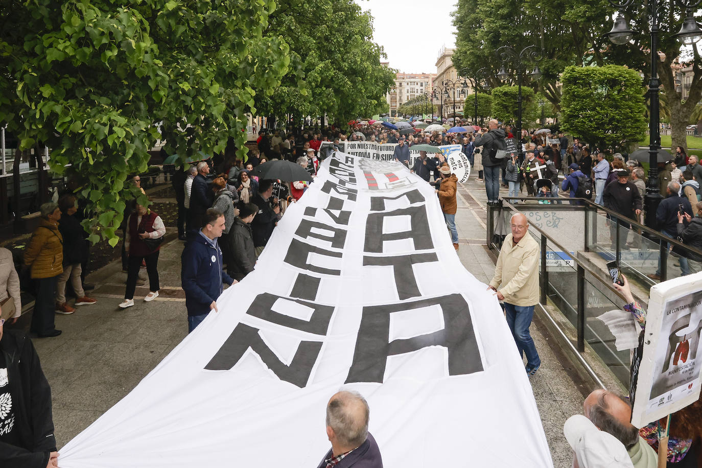 Gijón, contra la contaminación: «No aguantamos más mentiras ni promesas incumplidas»