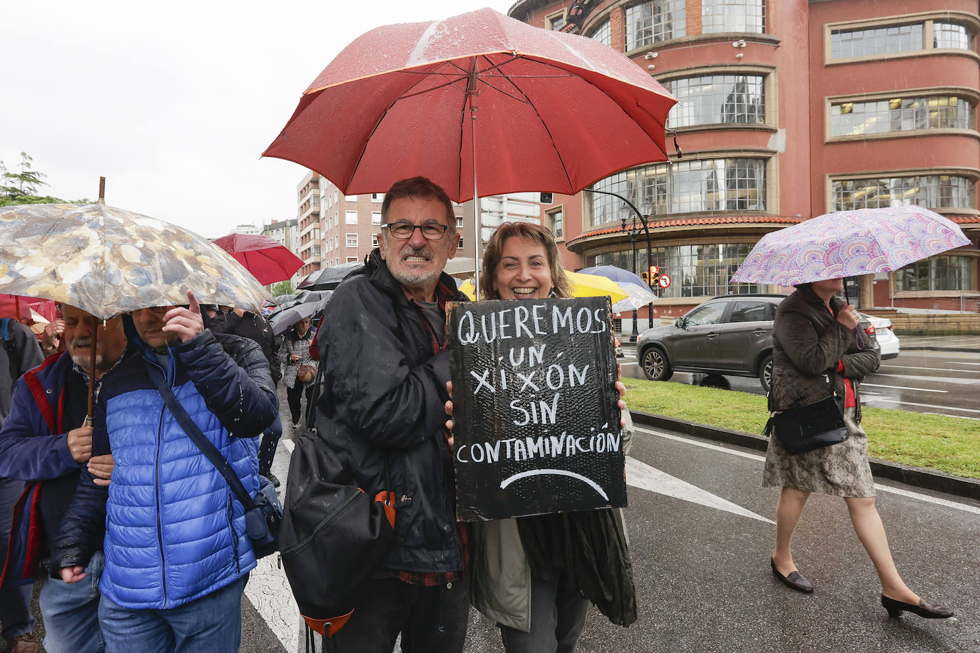 Gijón, contra la contaminación: «No aguantamos más mentiras ni promesas incumplidas»