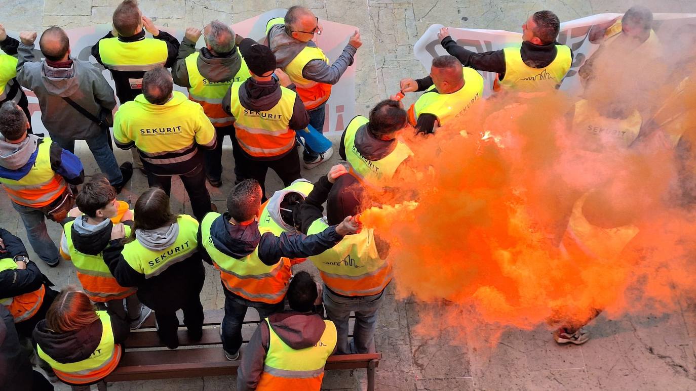 Avilés, unida contra el cierre en Saint-Gobain: «Cristalería no se cierra»