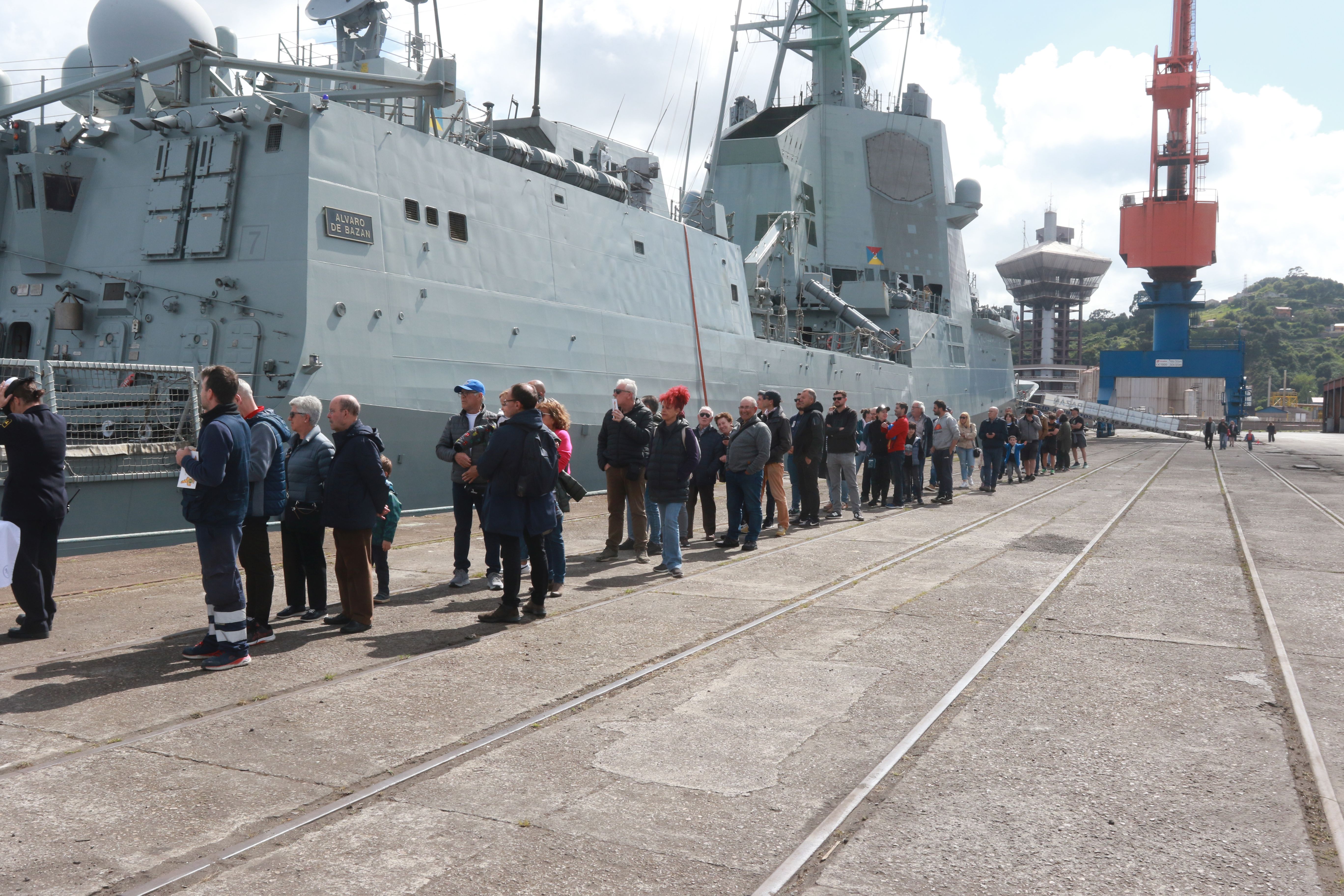 La Armada se expone en Gijón: conoce la fragata &#039;Álvaro de Bazán&#039; y el buque &#039;Cantabria&#039;