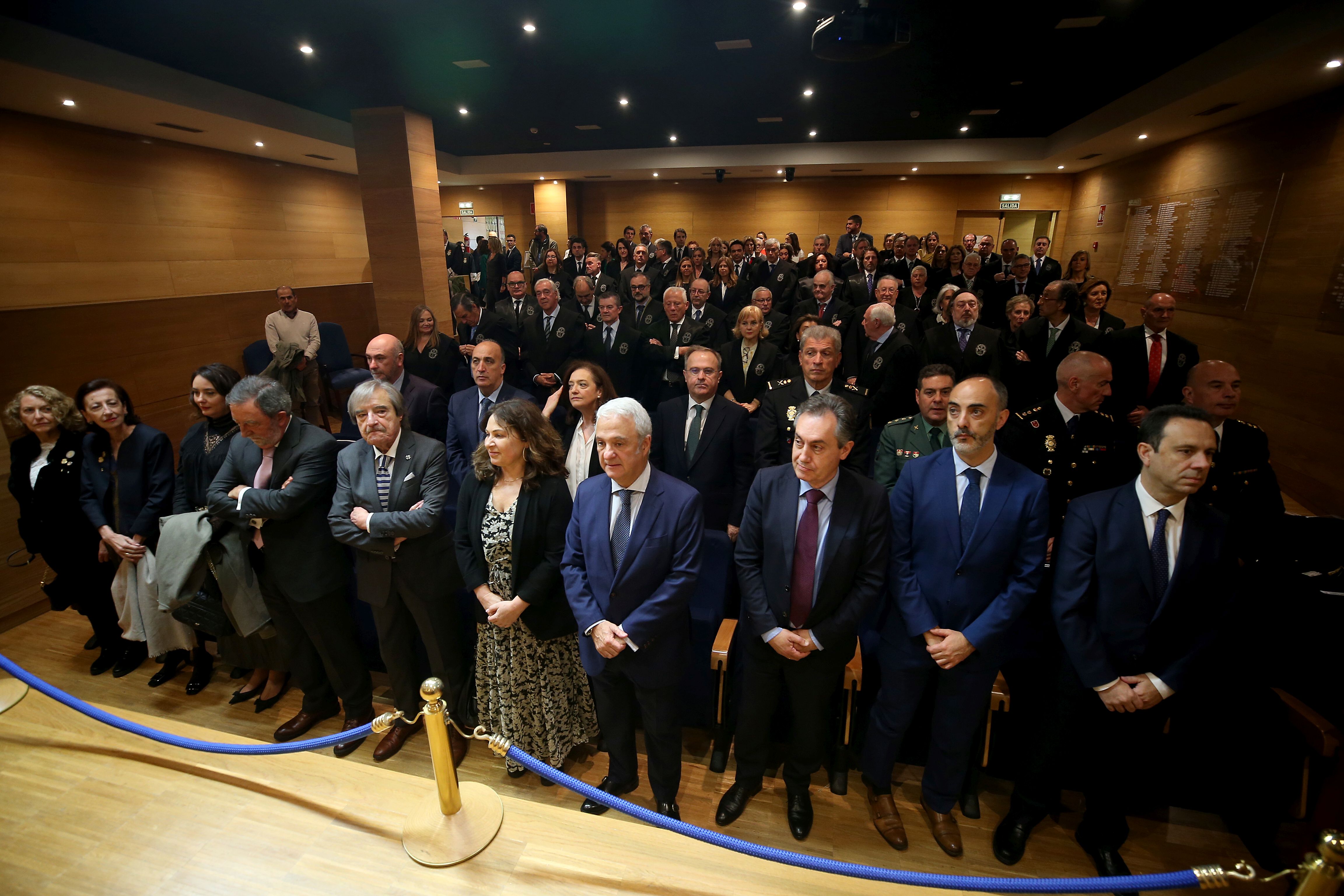 Entrega de insignias en el Colegio de Abogados de Oviedo