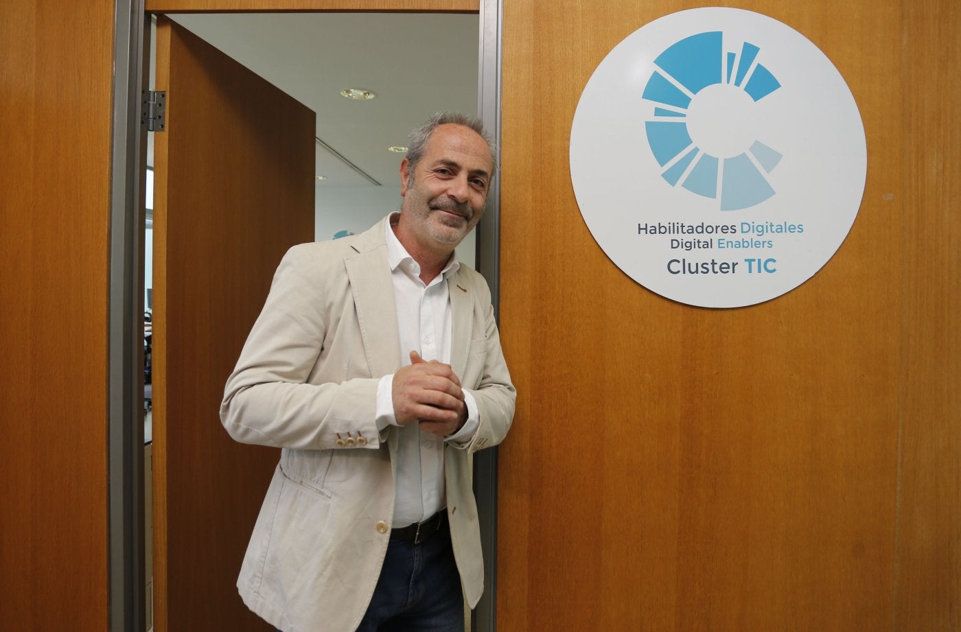 Patricio José Arias, en la sede del Cluster TIC de Asturias, en el Parque Tecnológico de Gijón.