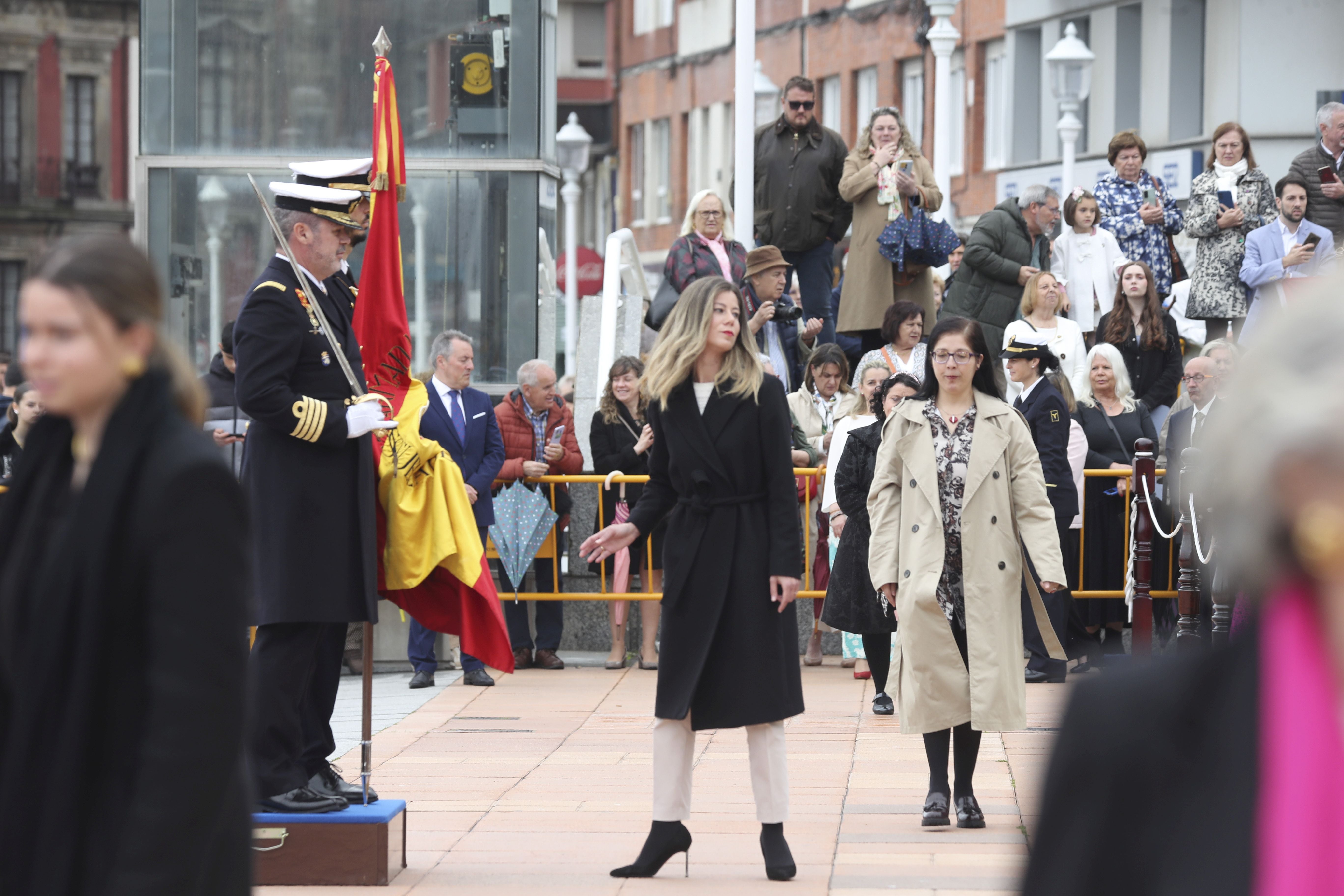 Las imágenes de la jura de bandera en Gijón (2)