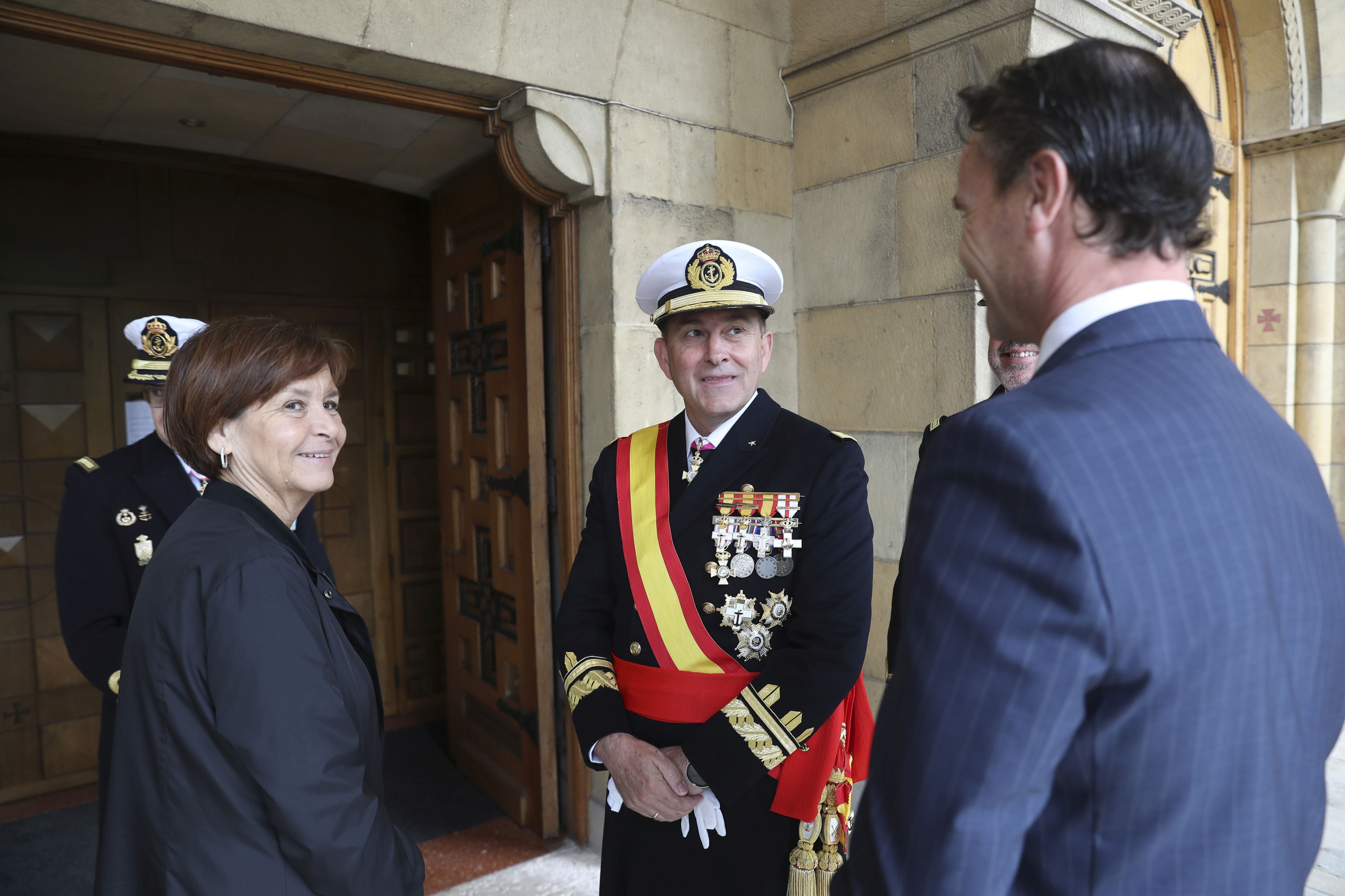 Las imágenes de la jura de bandera en Gijón (1)