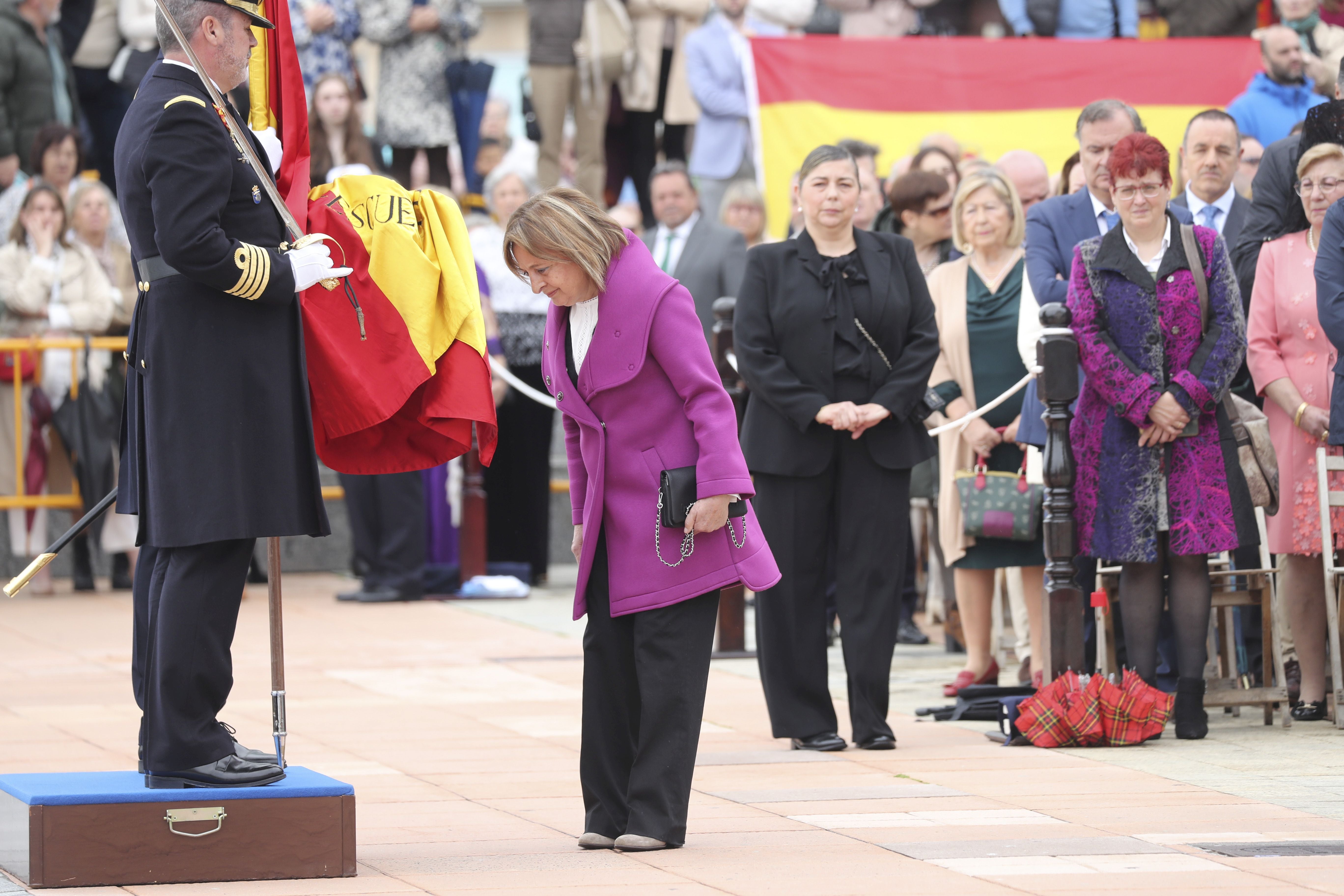 Las imágenes de la jura de bandera en Gijón (3)