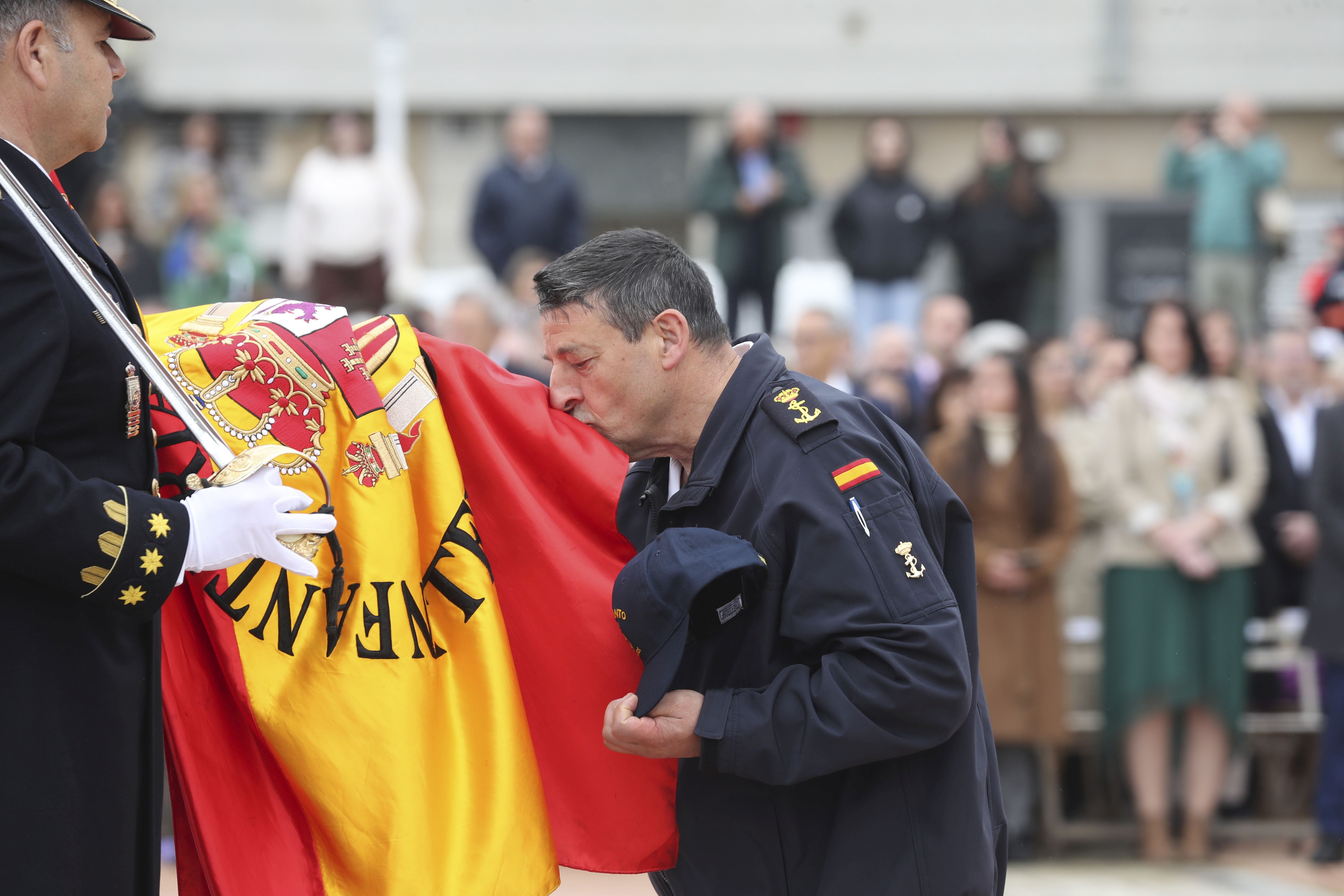 Las imágenes de la jura de bandera en Gijón (3)