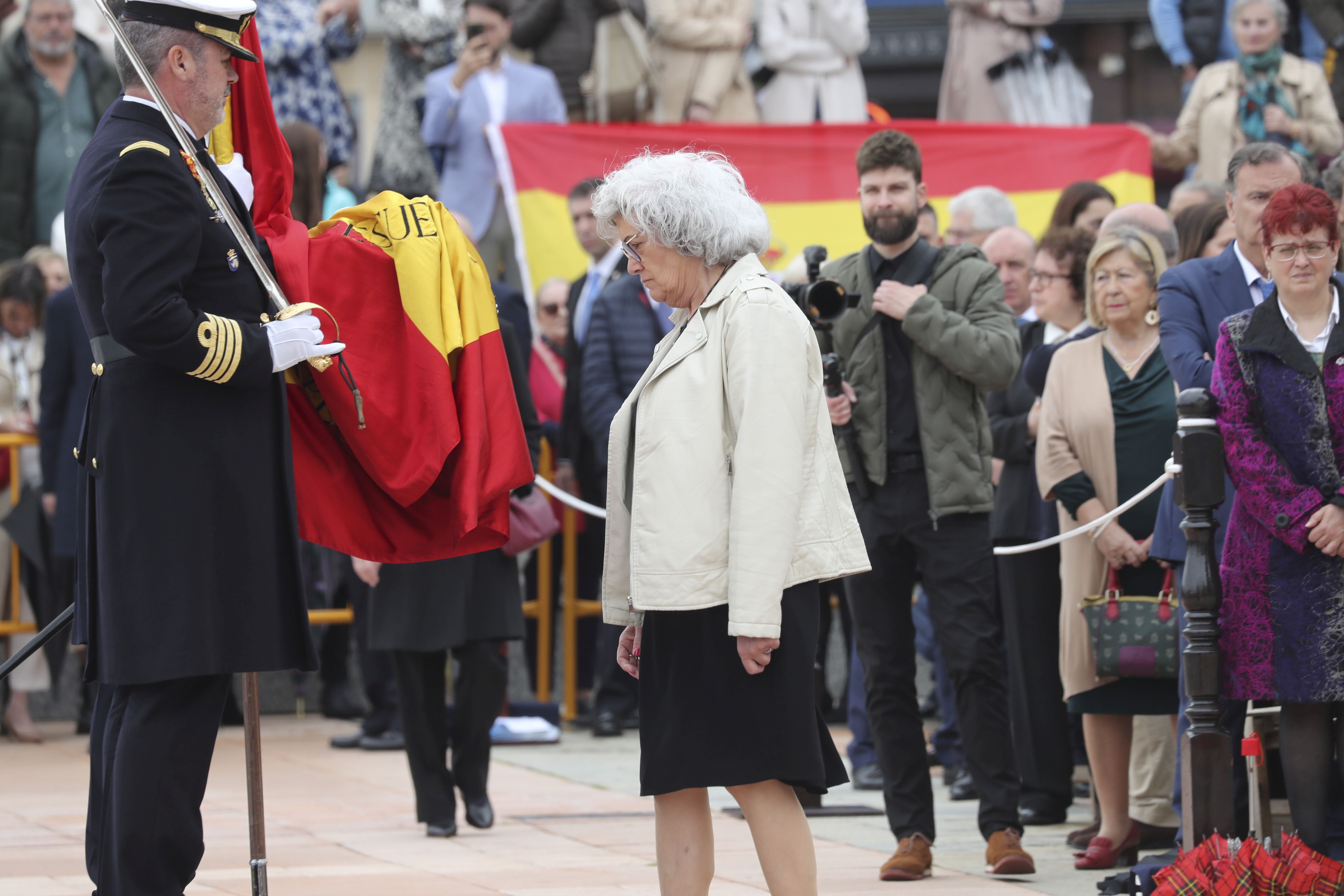 Las imágenes de la jura de bandera en Gijón (4)