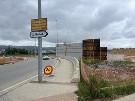 Obras de la nueva autovía que atravesará el macropolígono de Bobes, en Siero.