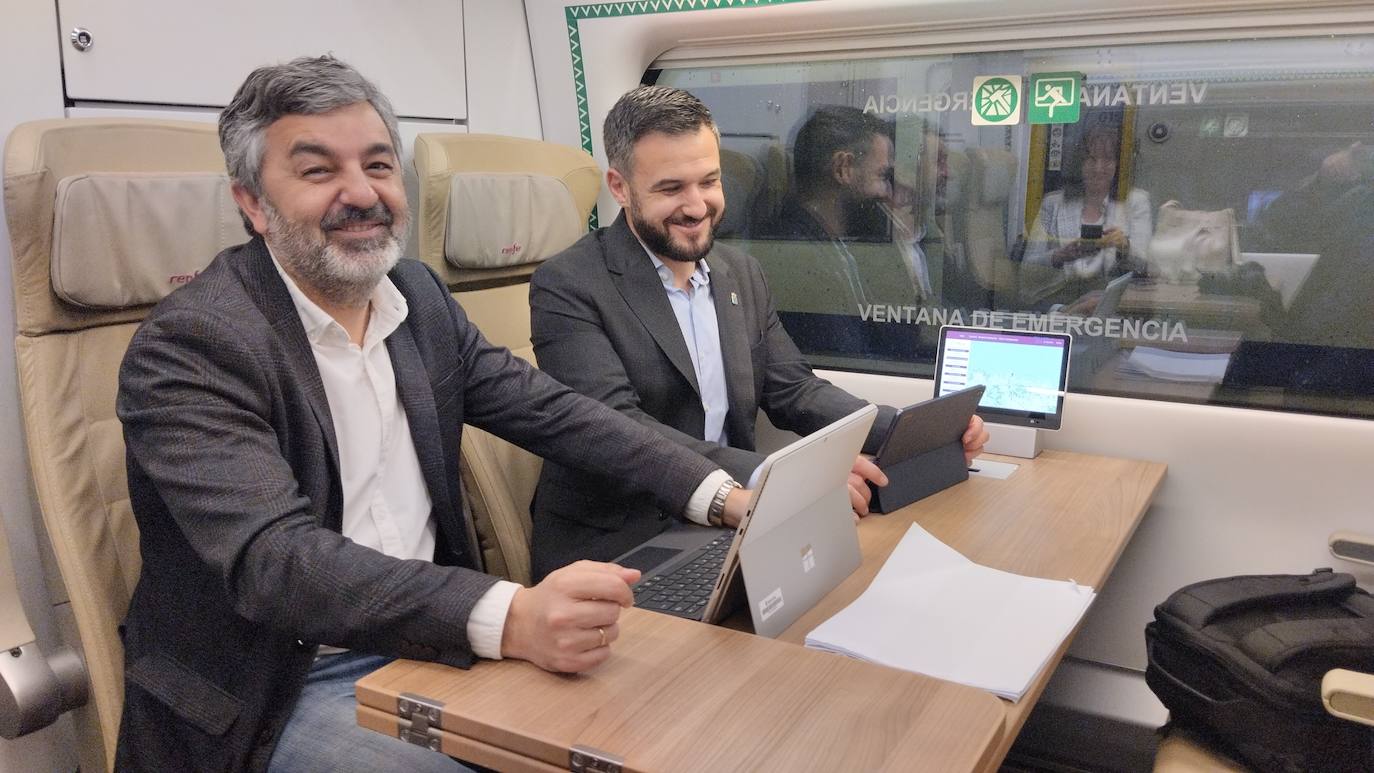 Alta velocidad entre Asturias-Madrid: estreno del primer viaje con el tren Avril