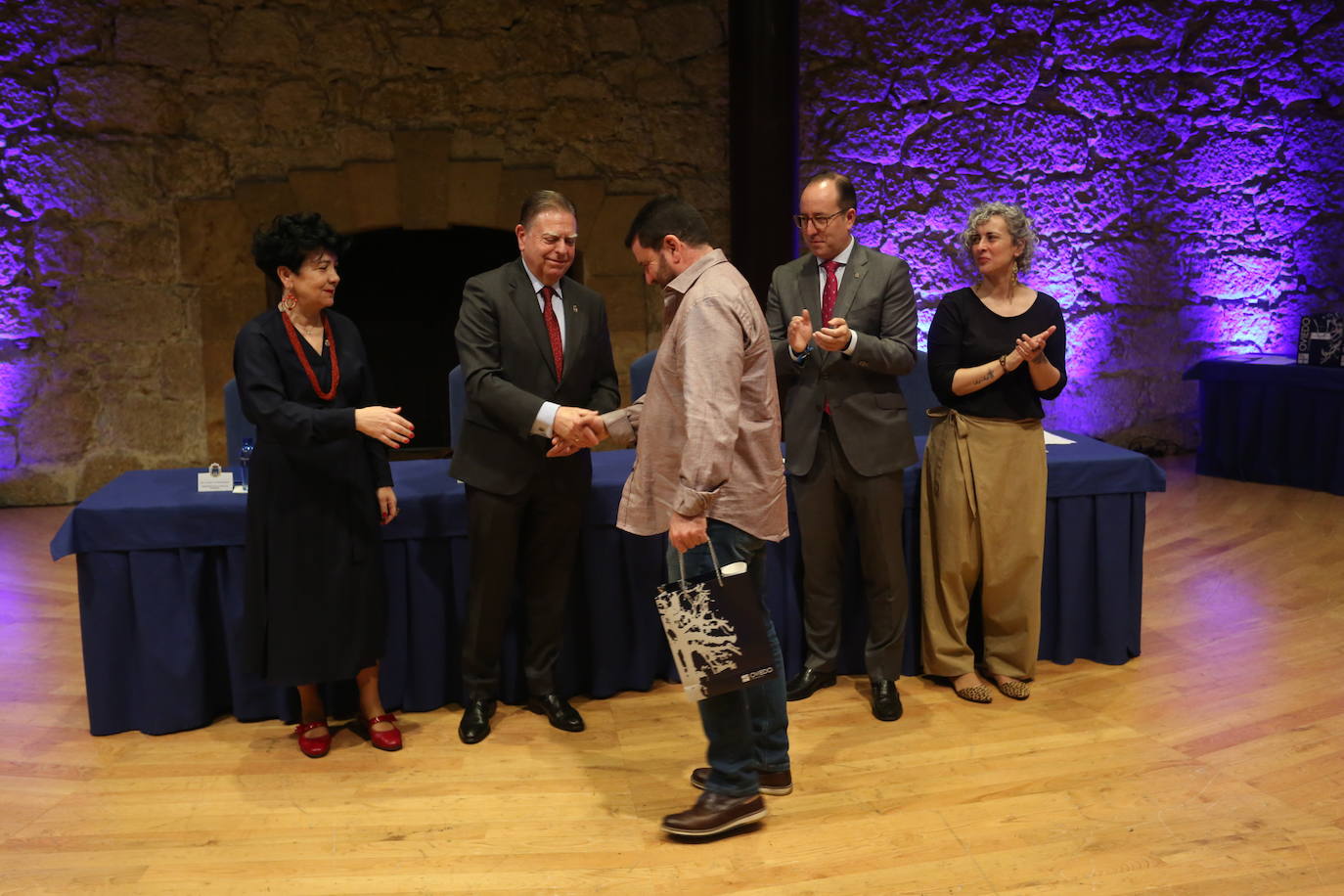 Oviedo homenajea a sus trabajadores municipales