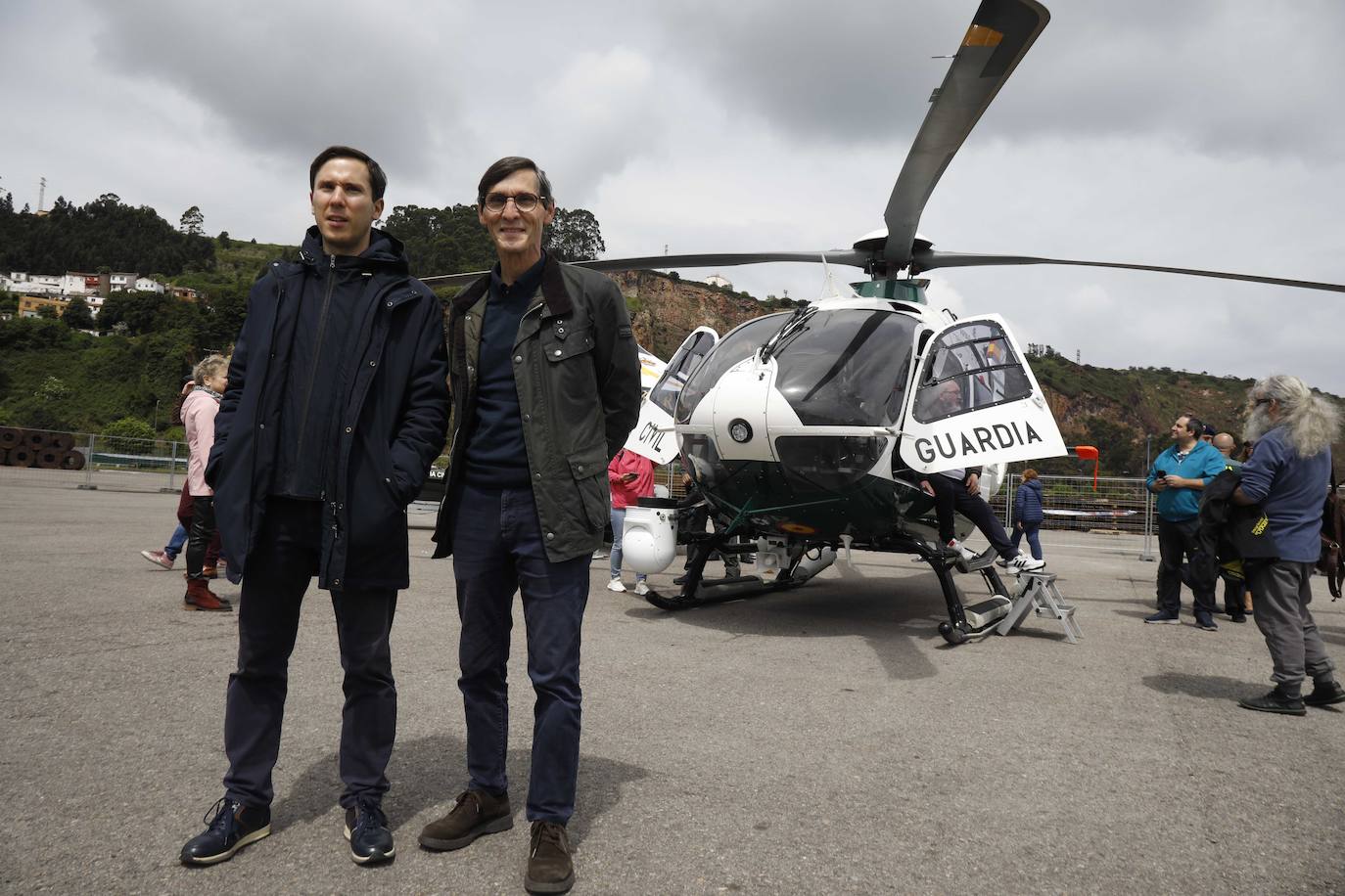 Las Fuerzas Armadas exhiben su potencial en El Musel