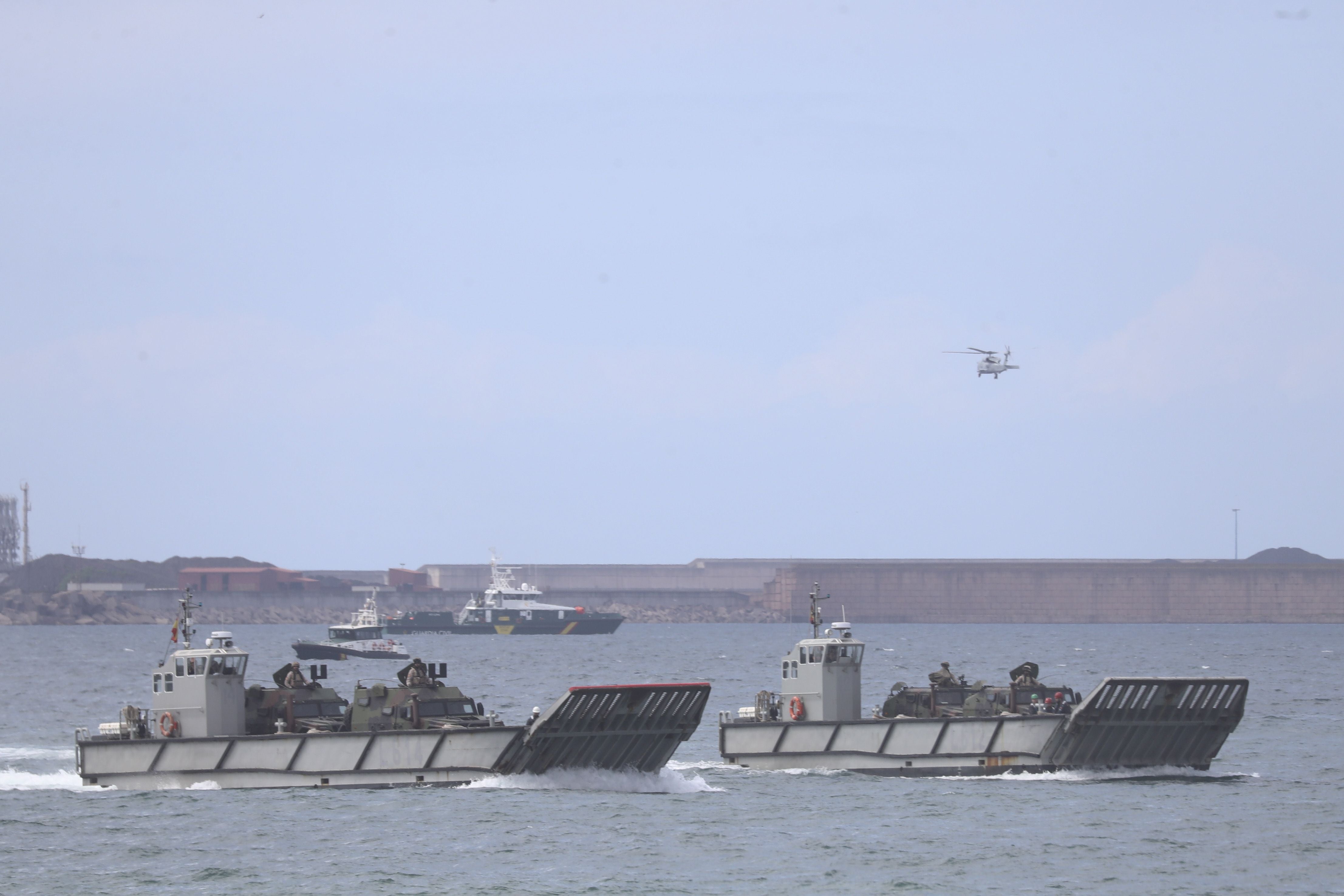 Gijón vive un desembarco de película del Ejército