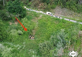 Lugar del rescate tras el accidente sucedido en Pravia