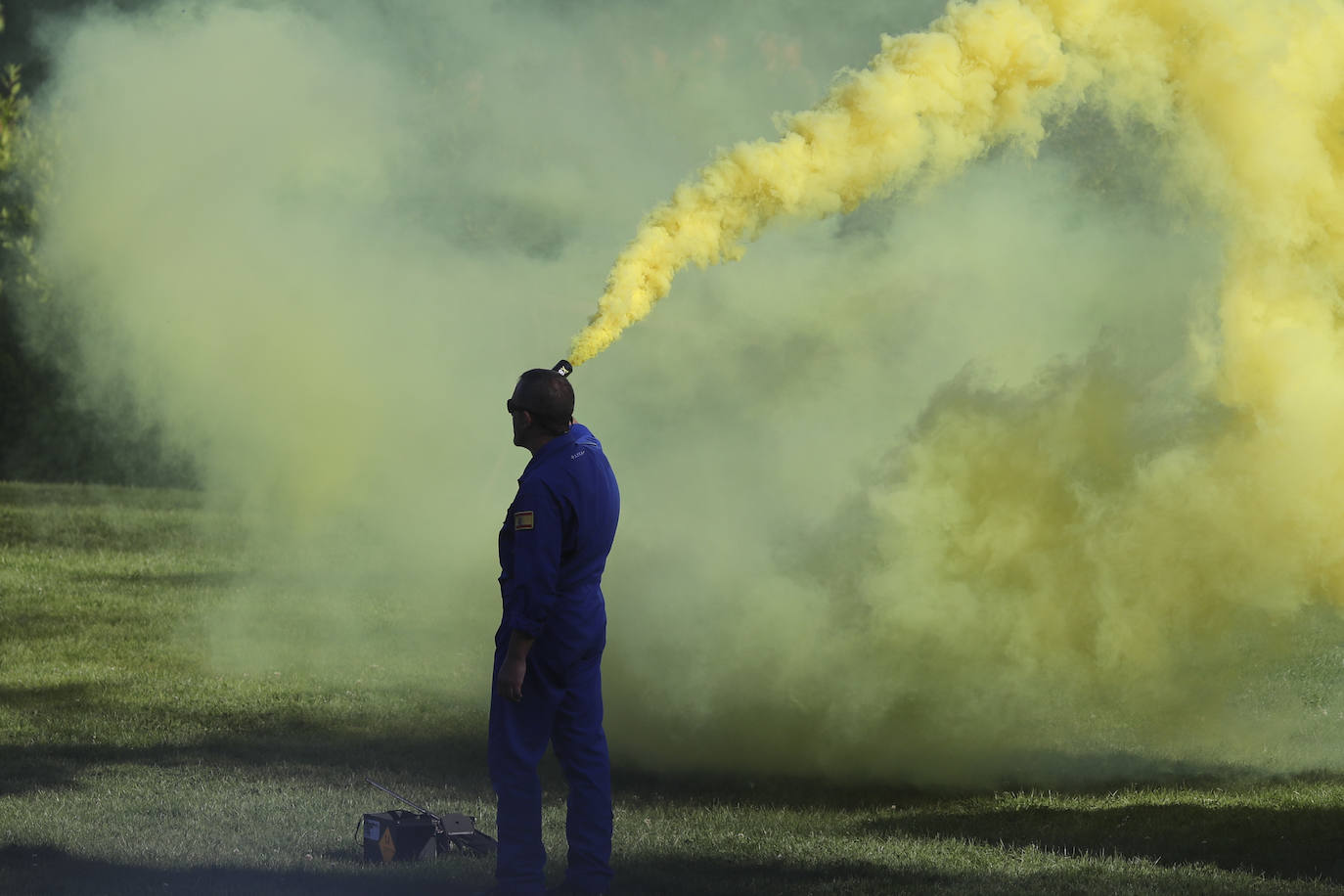 Las Mestas, escenario militar en Gijón