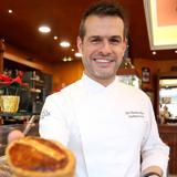 José Martínez Blanco (Confitería Conchi. Pola de Laviana).