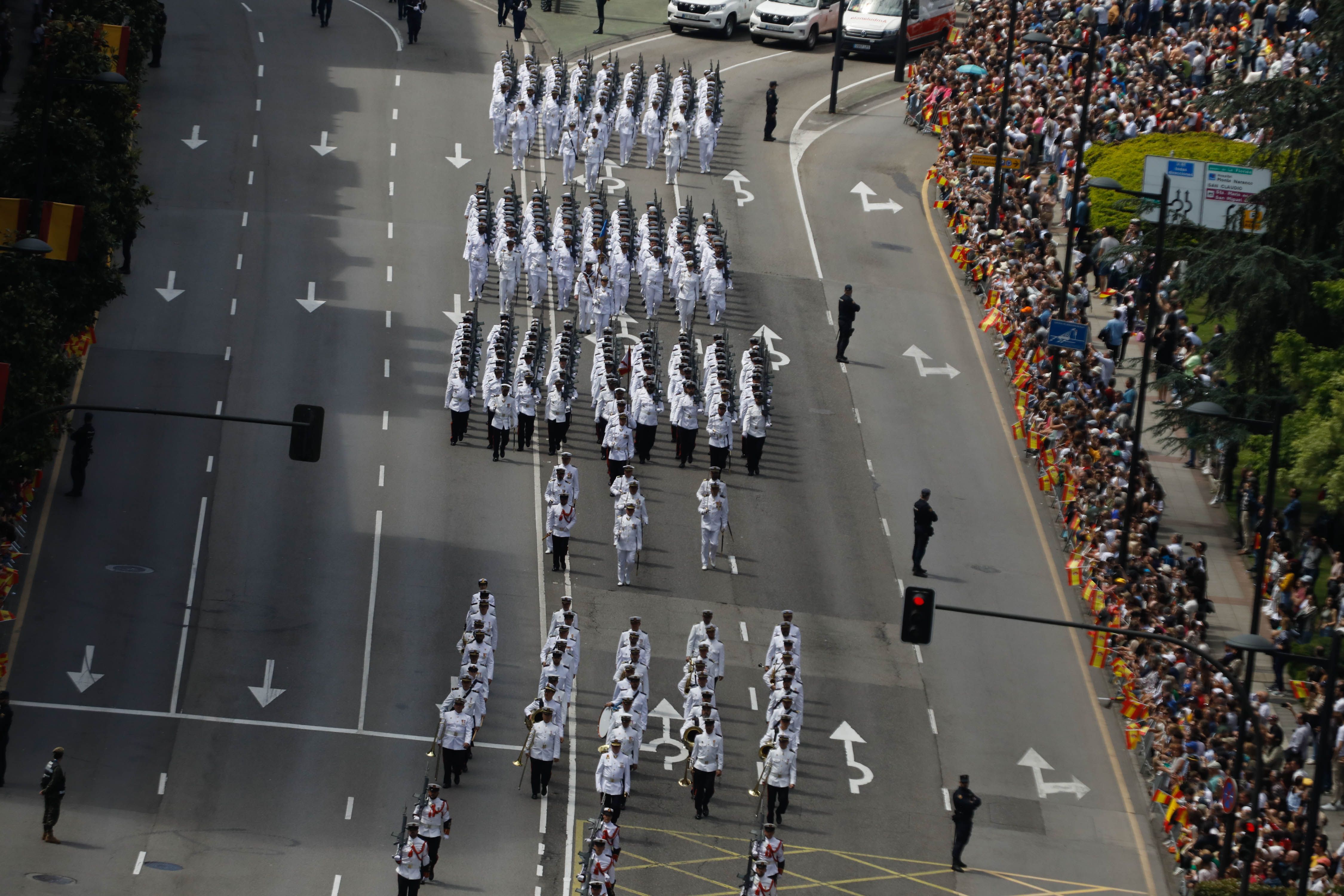 El desfile del Día de las Fuerzas Armadas, desde arriba