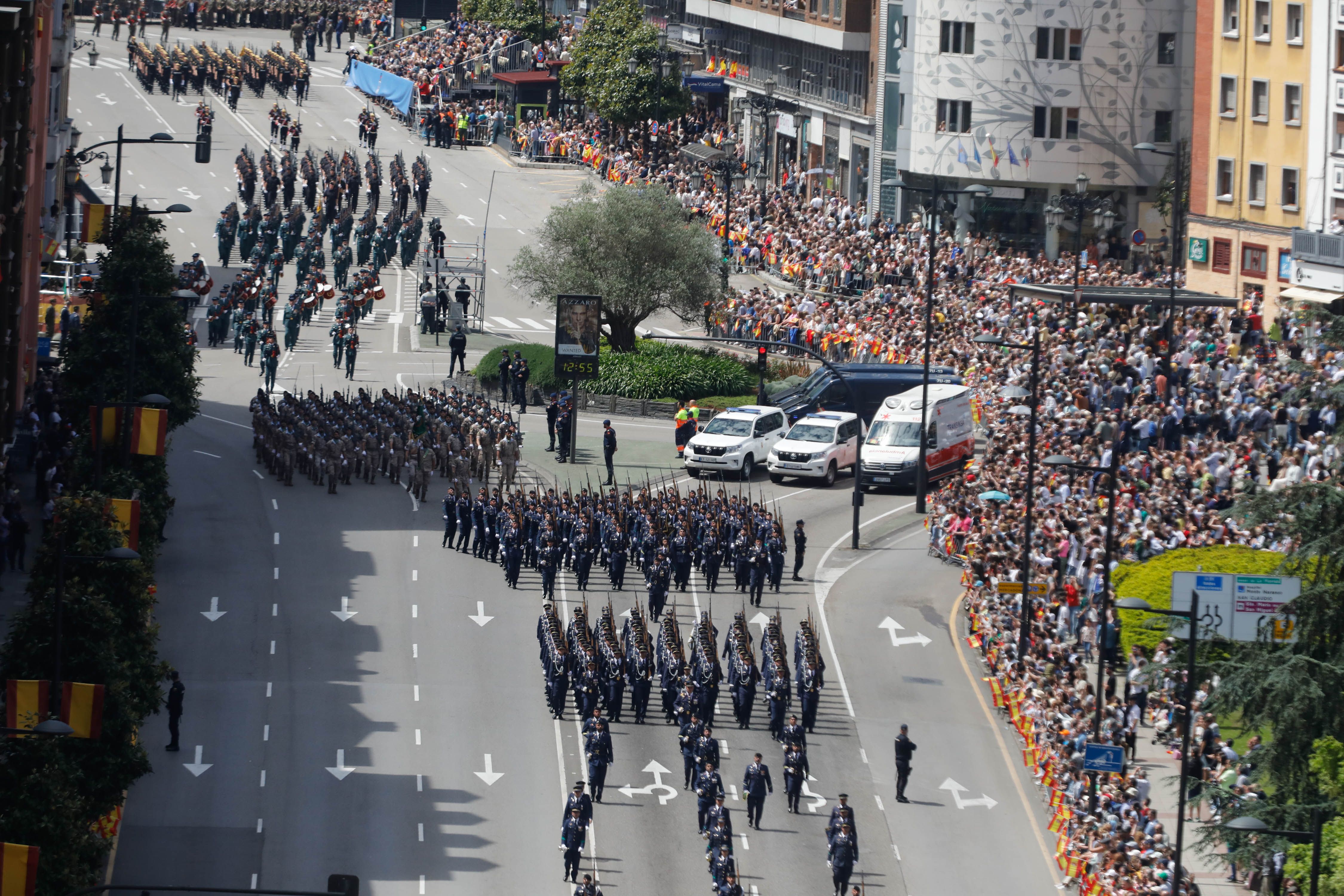 El desfile del Día de las Fuerzas Armadas, desde arriba