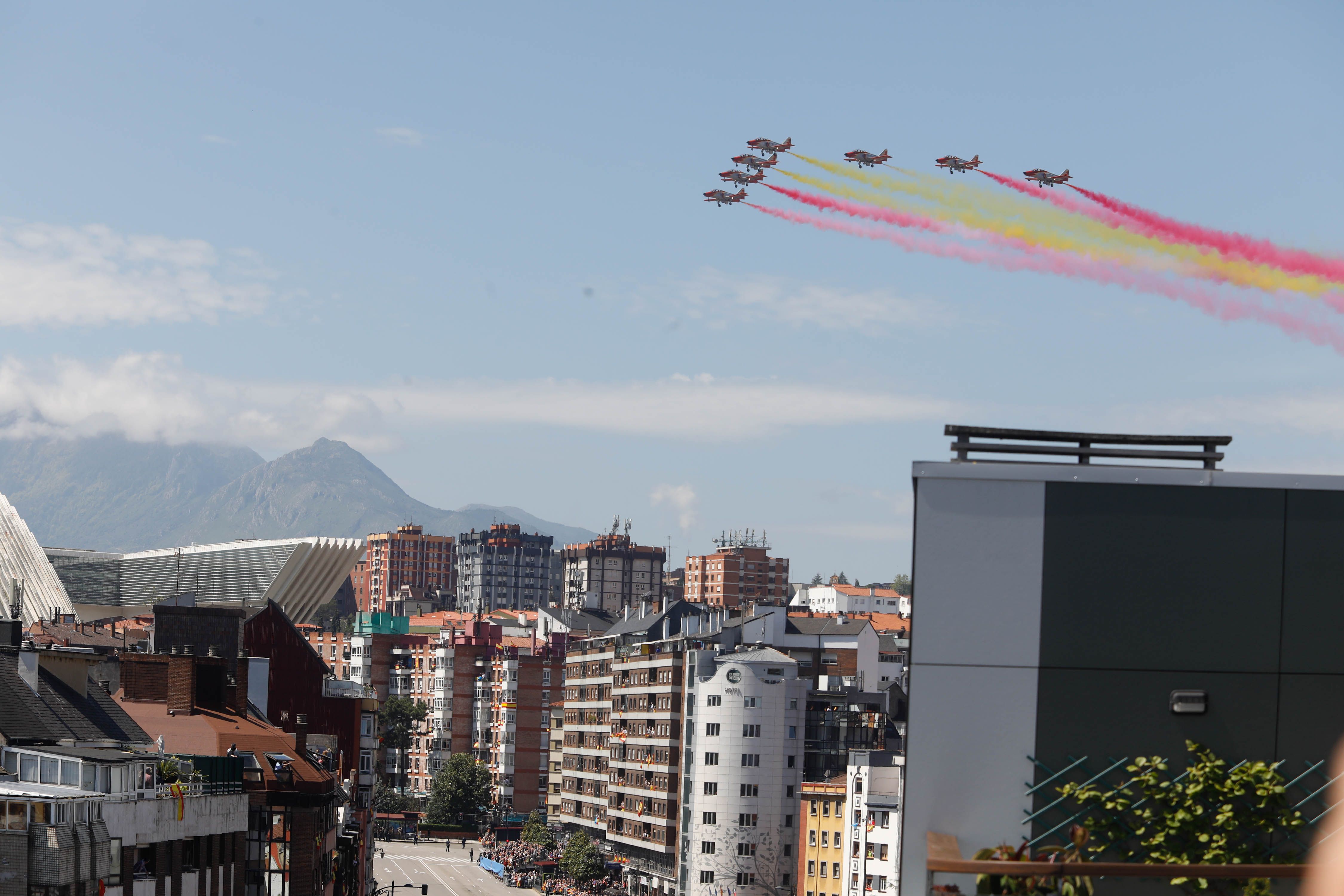 El desfile del Día de las Fuerzas Armadas, desde arriba