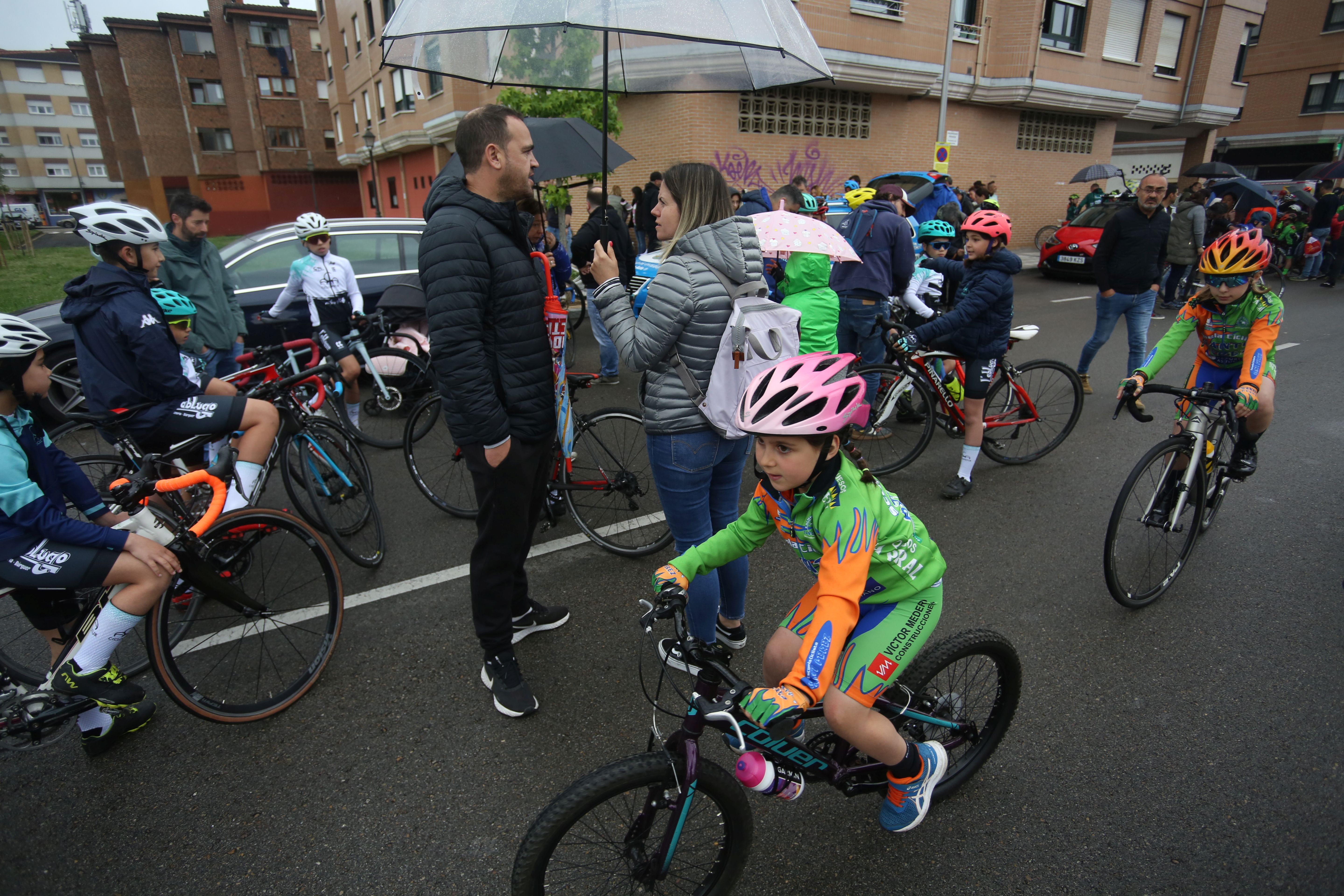 Las imágenes que deja la marcha ciclista de Lugones