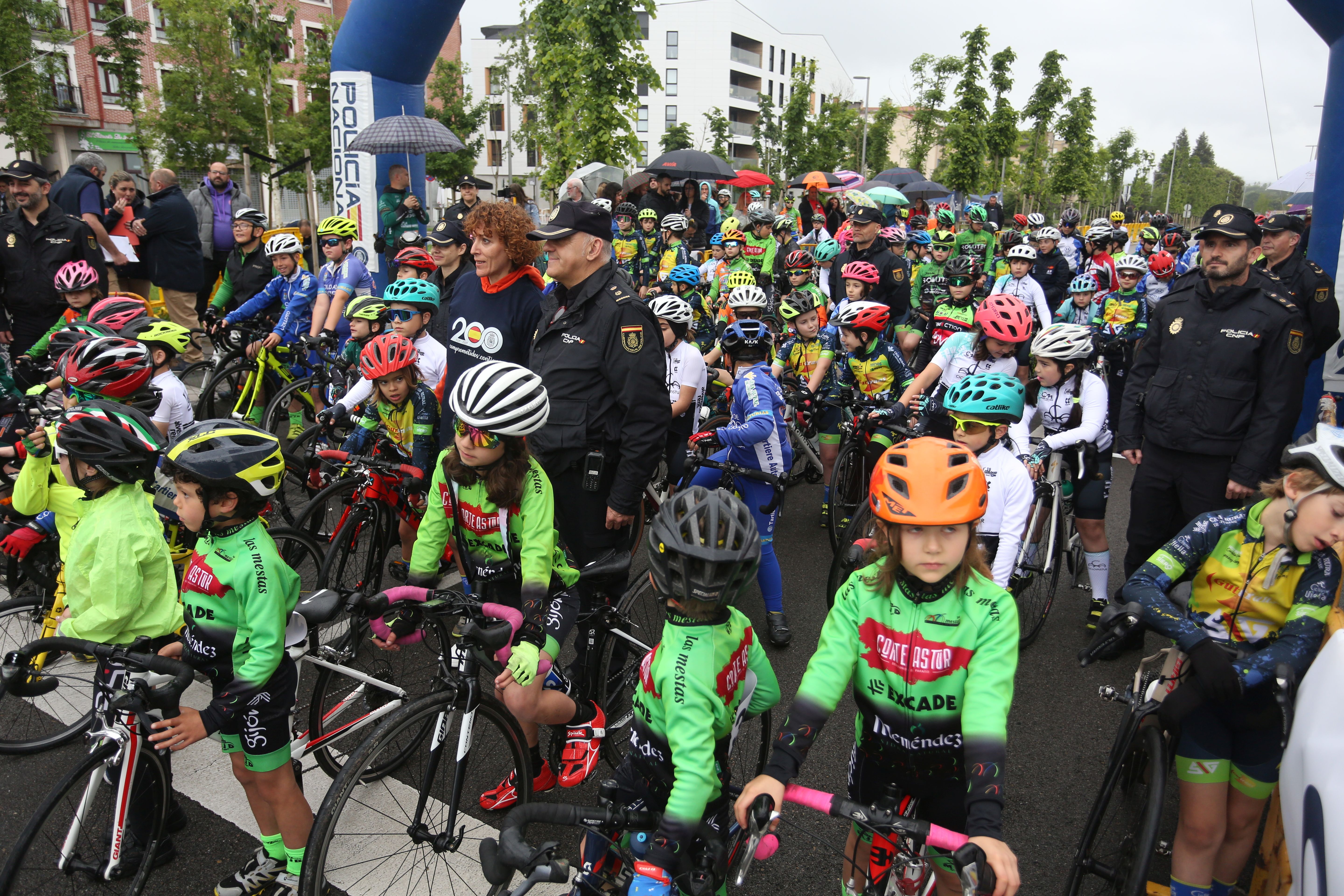 Las imágenes que deja la marcha ciclista de Lugones