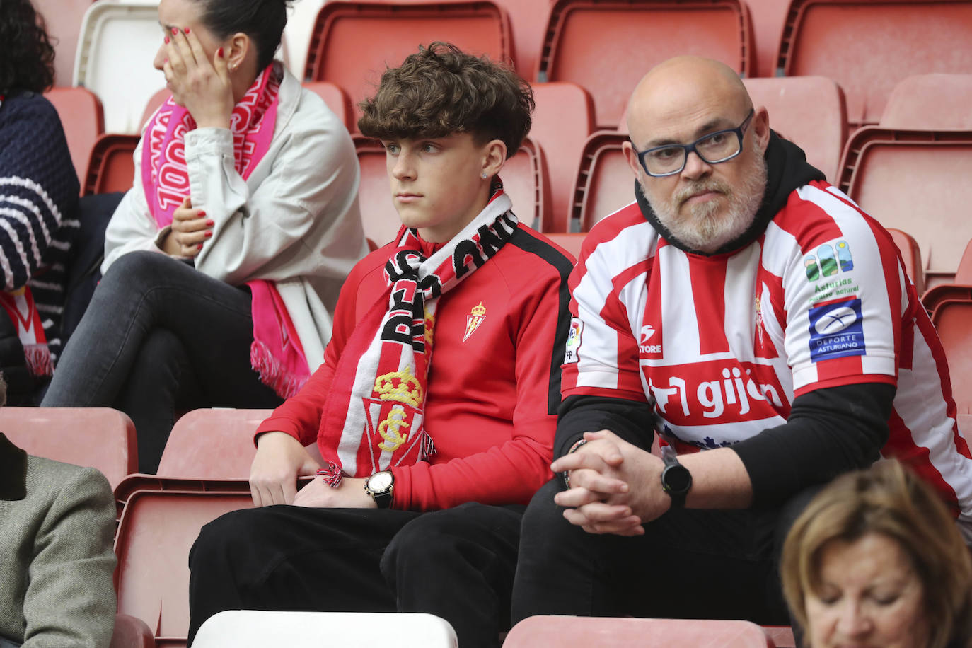 ¿Estuviste en El Molinón en el Sporting - Eibar? ¡Búscate!