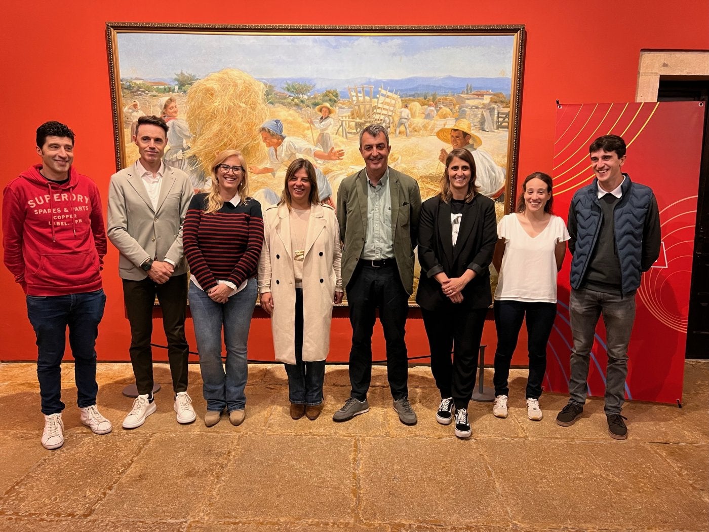 Chechu Rubiera, Samuel Sánchez, Lara Martínez, Gimena Llamedo, Javier Guillén, Manuela Fernández, Lucía González y Pelayo Sánchez, ayer en el Museo de Bellas Artes.