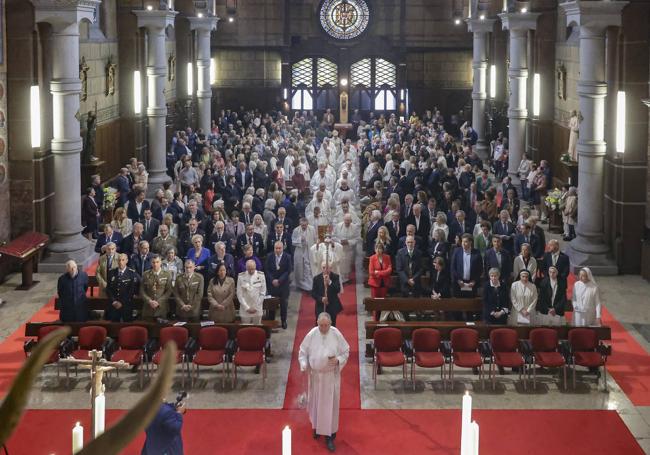 Celebración del centenario en la basílica del Sagrado Corazón.