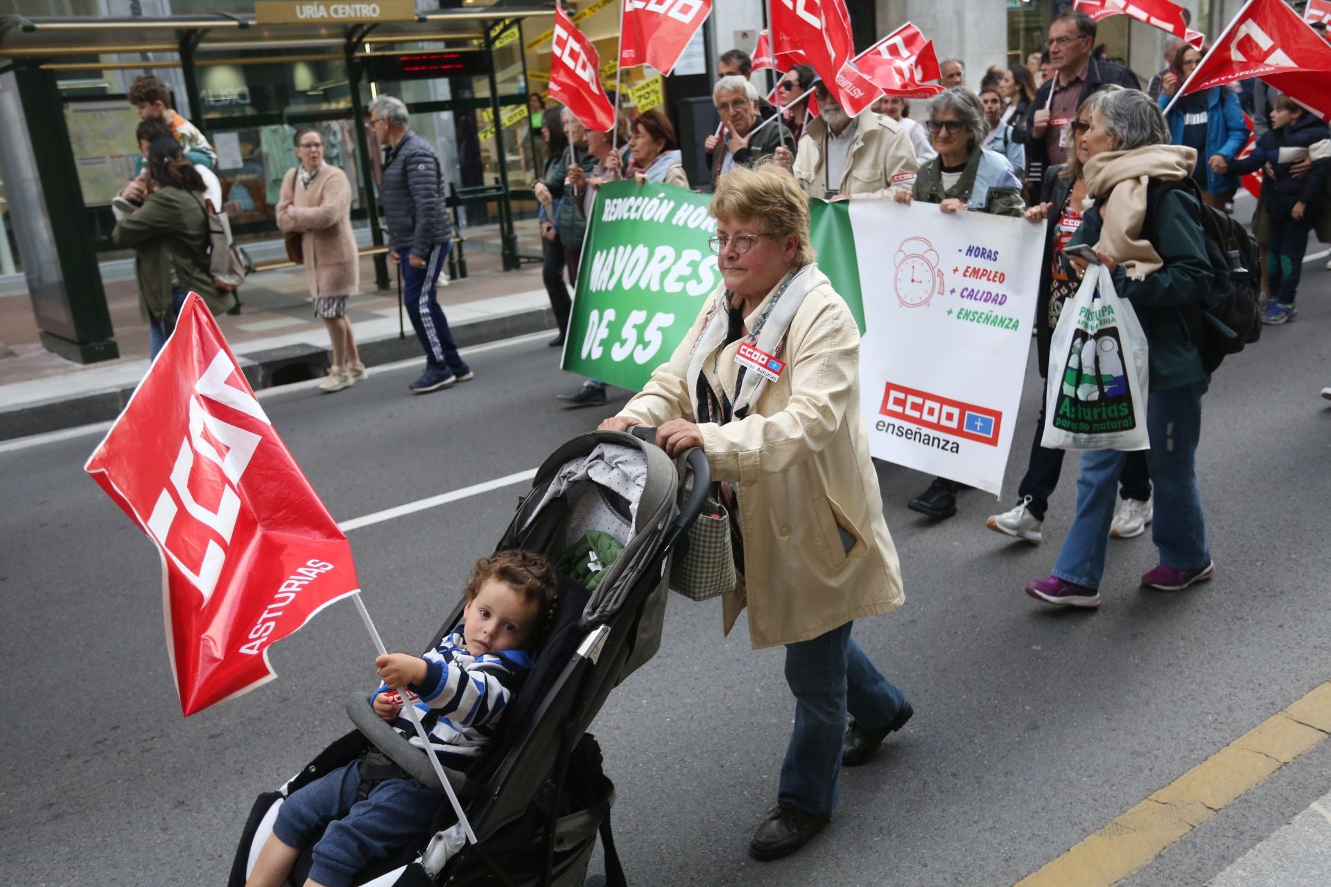 La manifestación de la educación pública asturiana, en imágenes