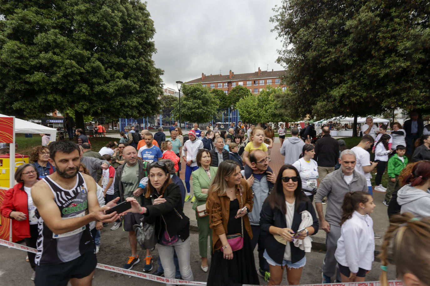 Medio millar de personas en la Carrera Popular Solidaria La Serena-El Llano en Marcha&#039;