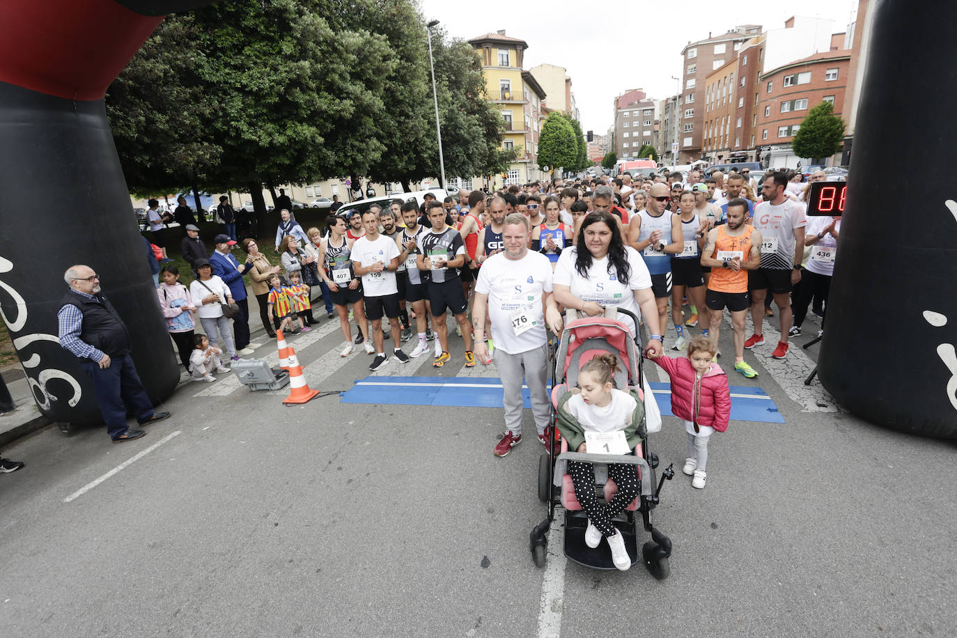 Medio millar de personas en la Carrera Popular Solidaria La Serena-El Llano en Marcha&#039;