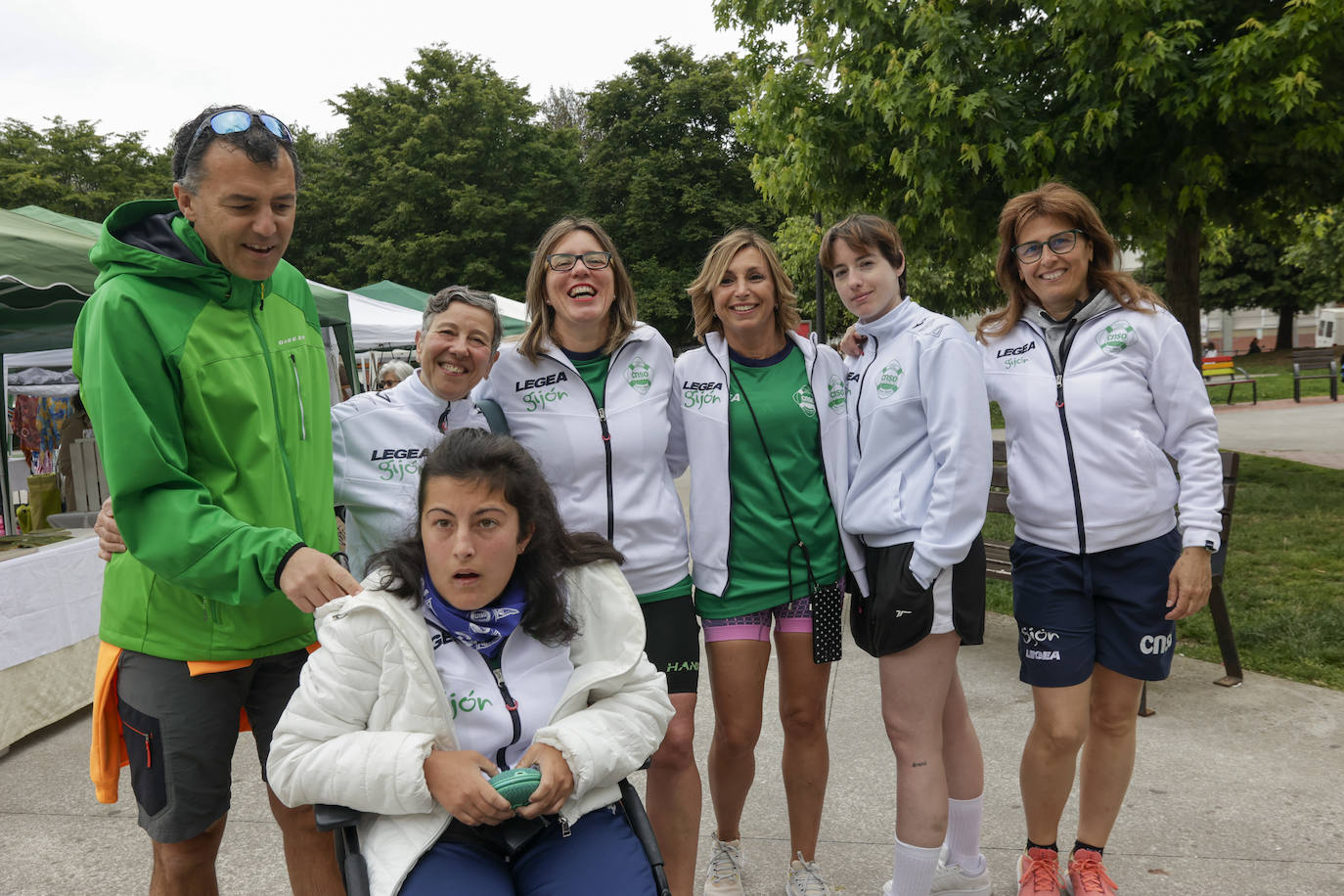 Medio millar de personas en la Carrera Popular Solidaria La Serena-El Llano en Marcha&#039;