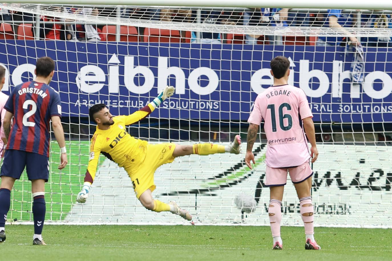 Las mejores jugadas del Eibar-Real Oviedo