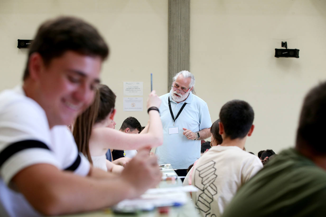 Nervios, incertidumbre y repasos de última hora: así viven los asturianos el inicio de la EBAU