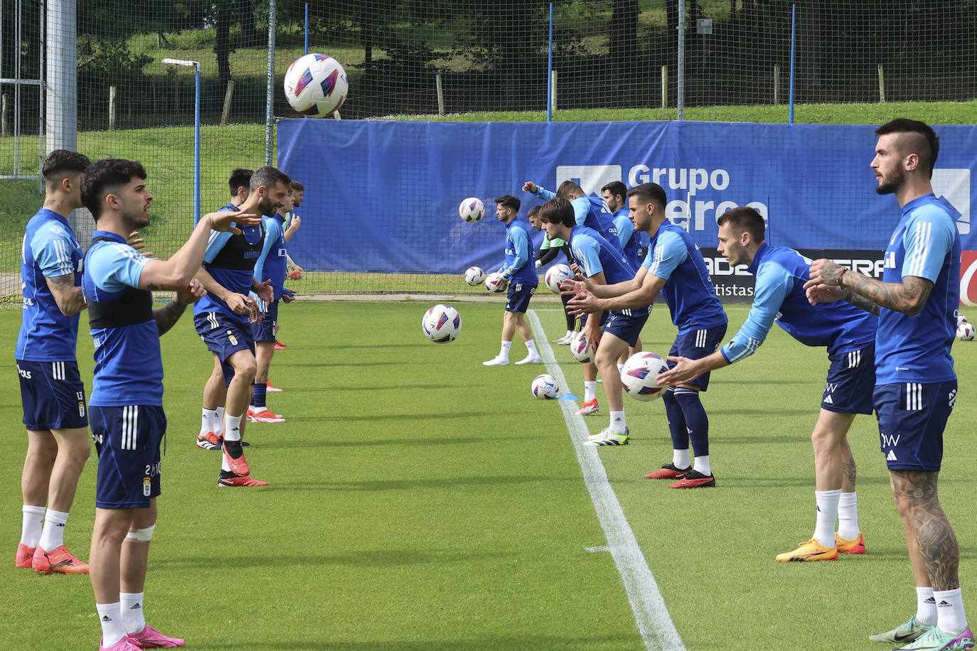 Así ha sido el primer entrenamiento del Oviedo para preparar el &#039;play off&#039; de ascenso