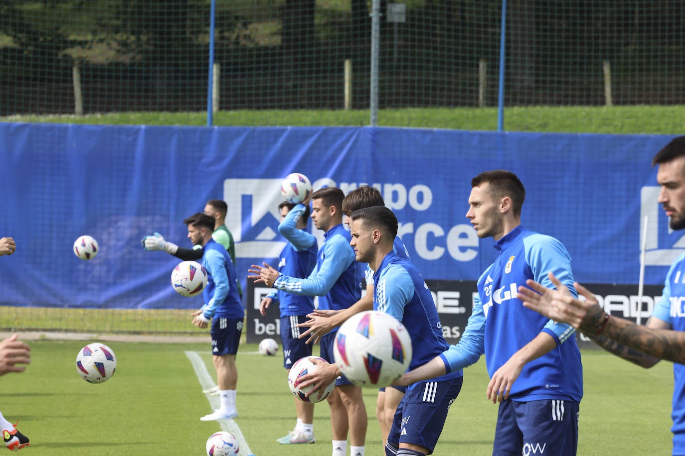 Así ha sido el primer entrenamiento del Oviedo para preparar el &#039;play off&#039; de ascenso